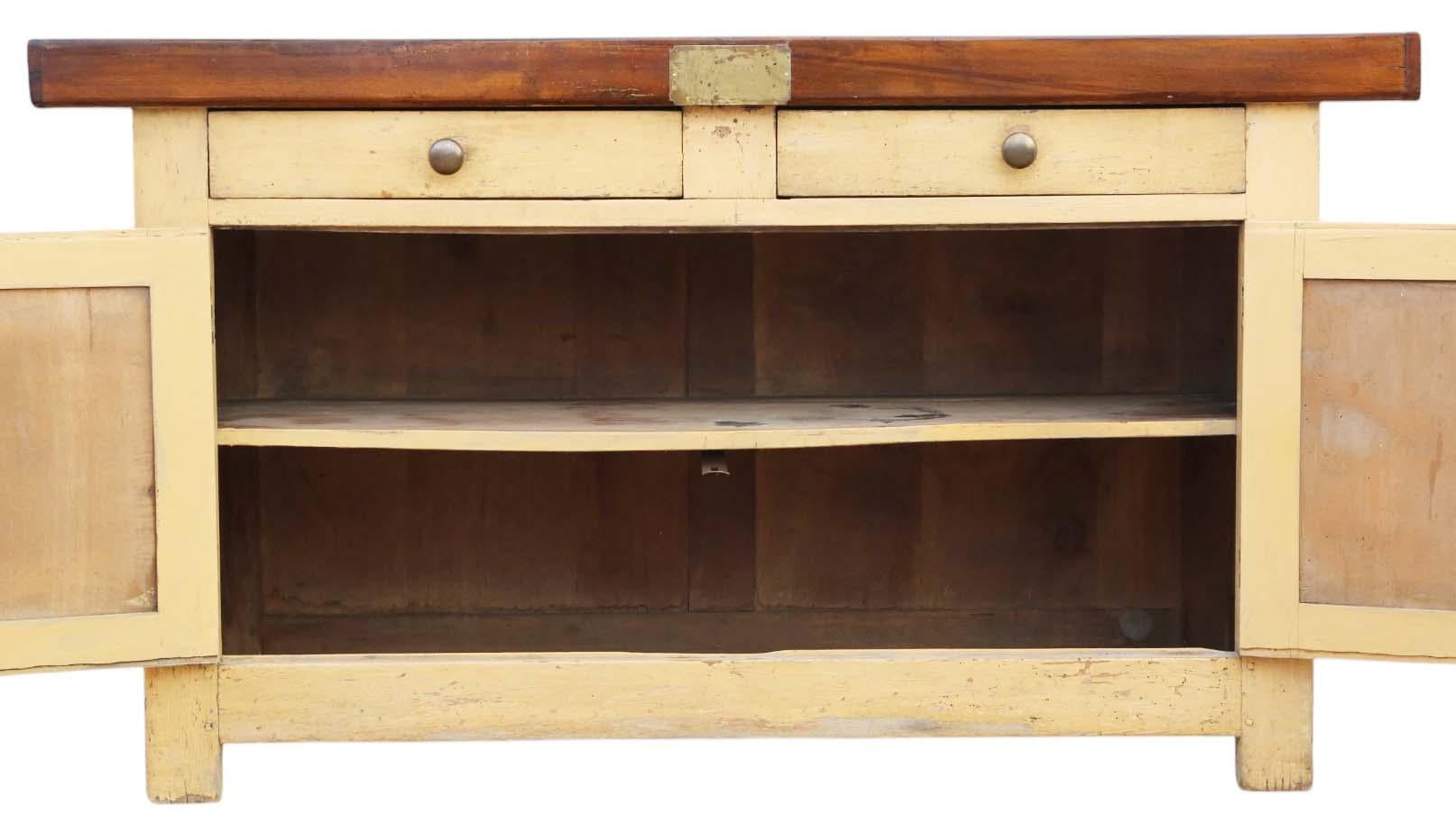 Antique French Block Cupboard Tavolo da cucina - Alta qualità in vendita 1