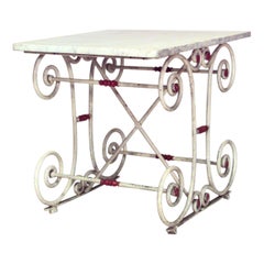 Table de boucher française ancienne avec plateau en marbre, CIRCA 1890
