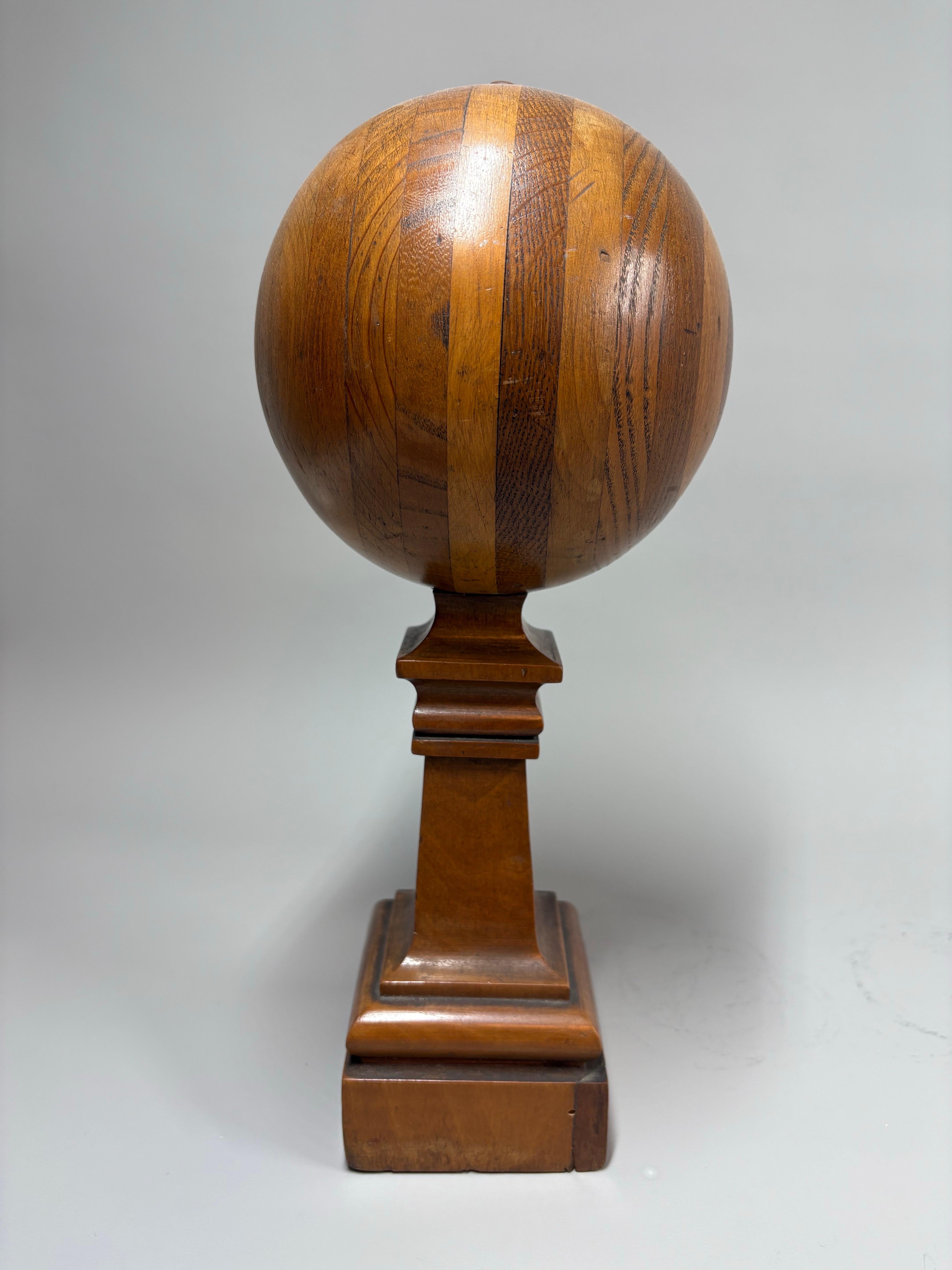 Buis Antique French Cabinet maker wood sampler / display en vente