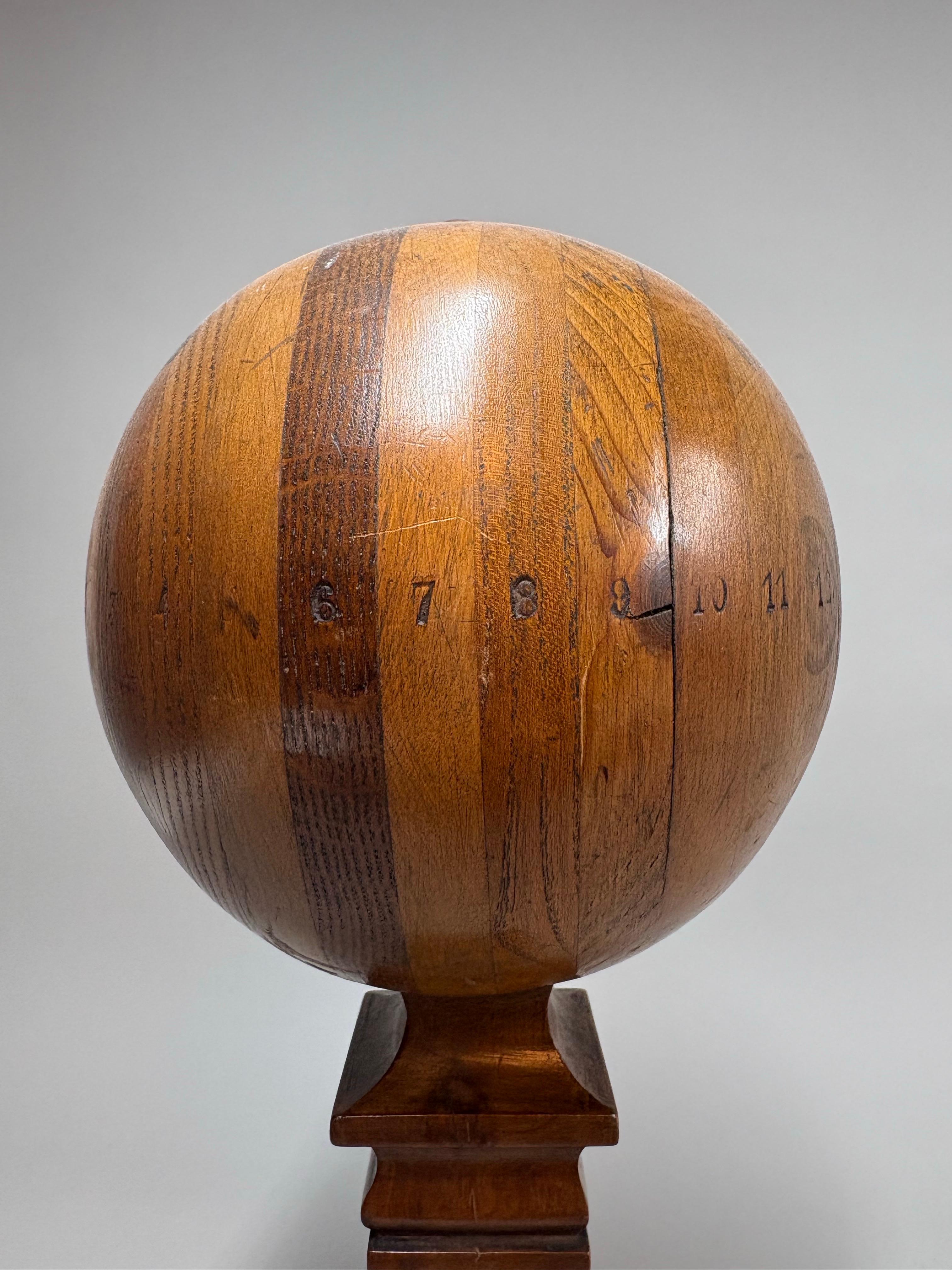 Antique French Cabinet maker wood sampler / display en vente 1