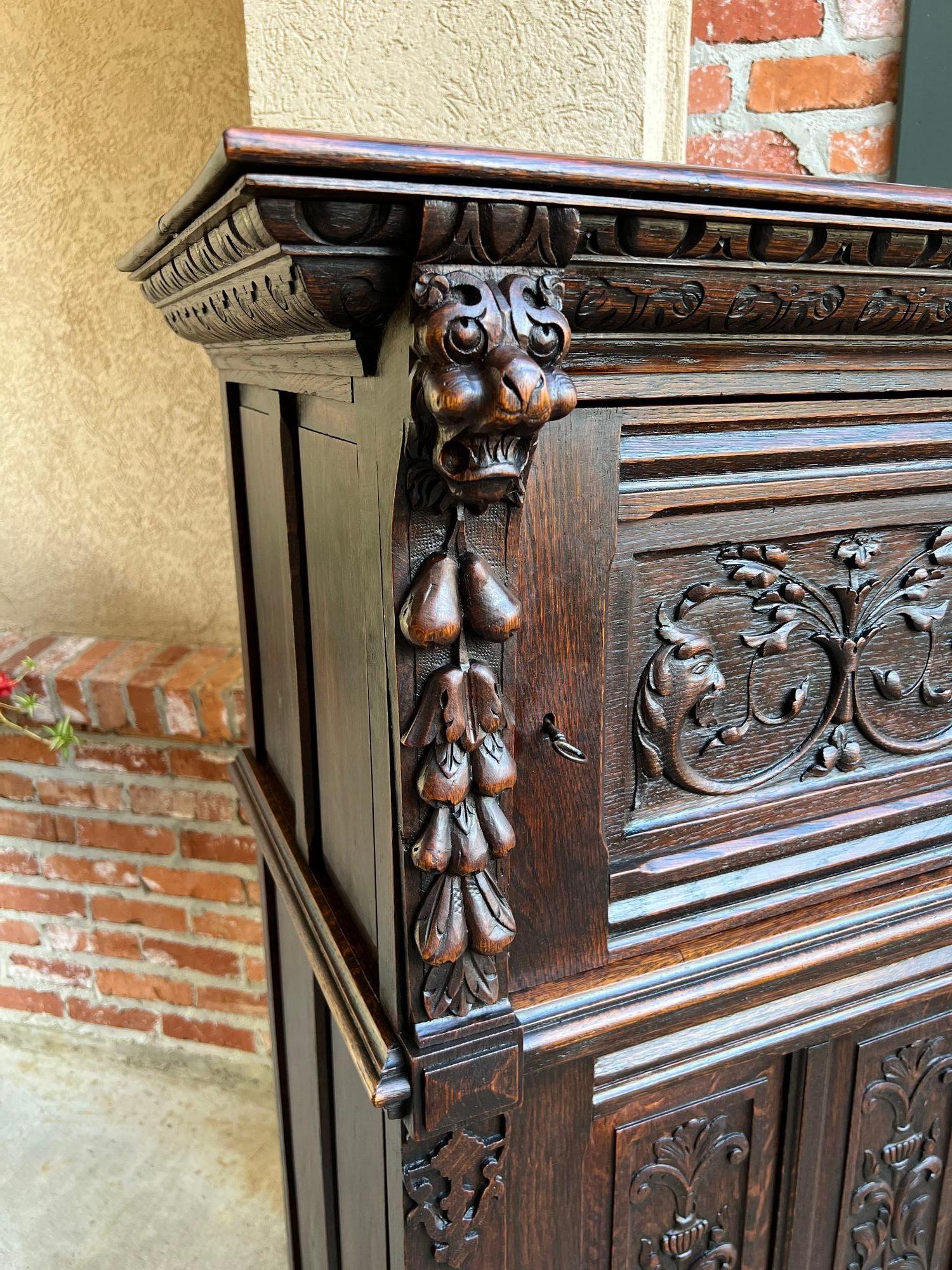 Antique French Cabinet Renaissance Carved Oak Bookcase Wine Cellarette Sideboard For Sale 10