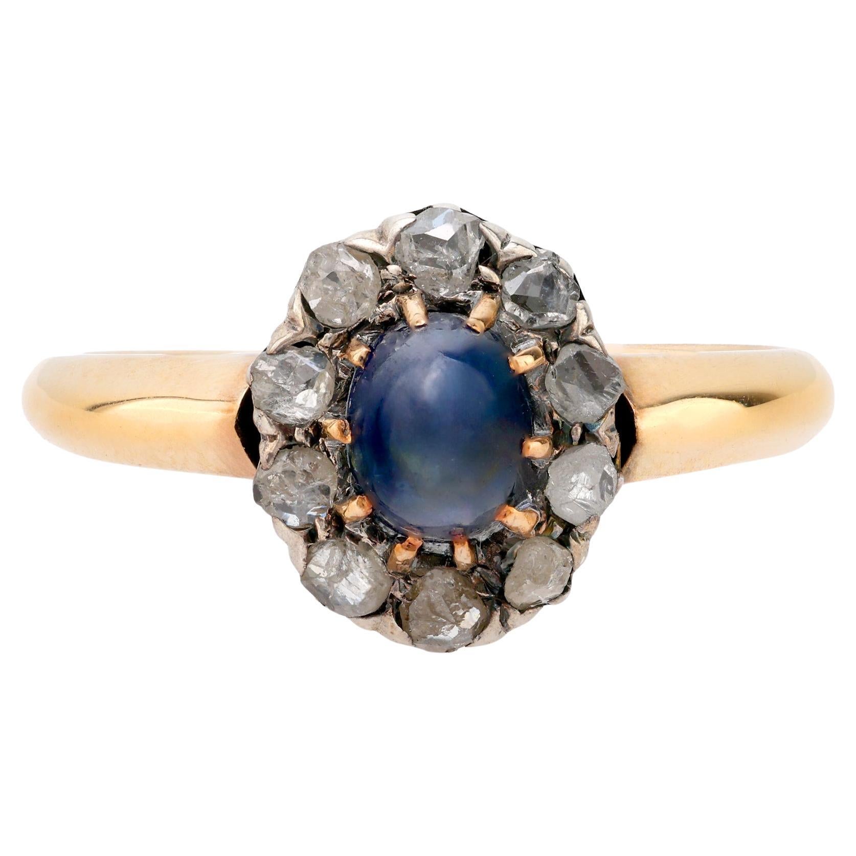 Antique French cabujón zafiro diamante 18k oro amarillo anillo racimo de plata en venta