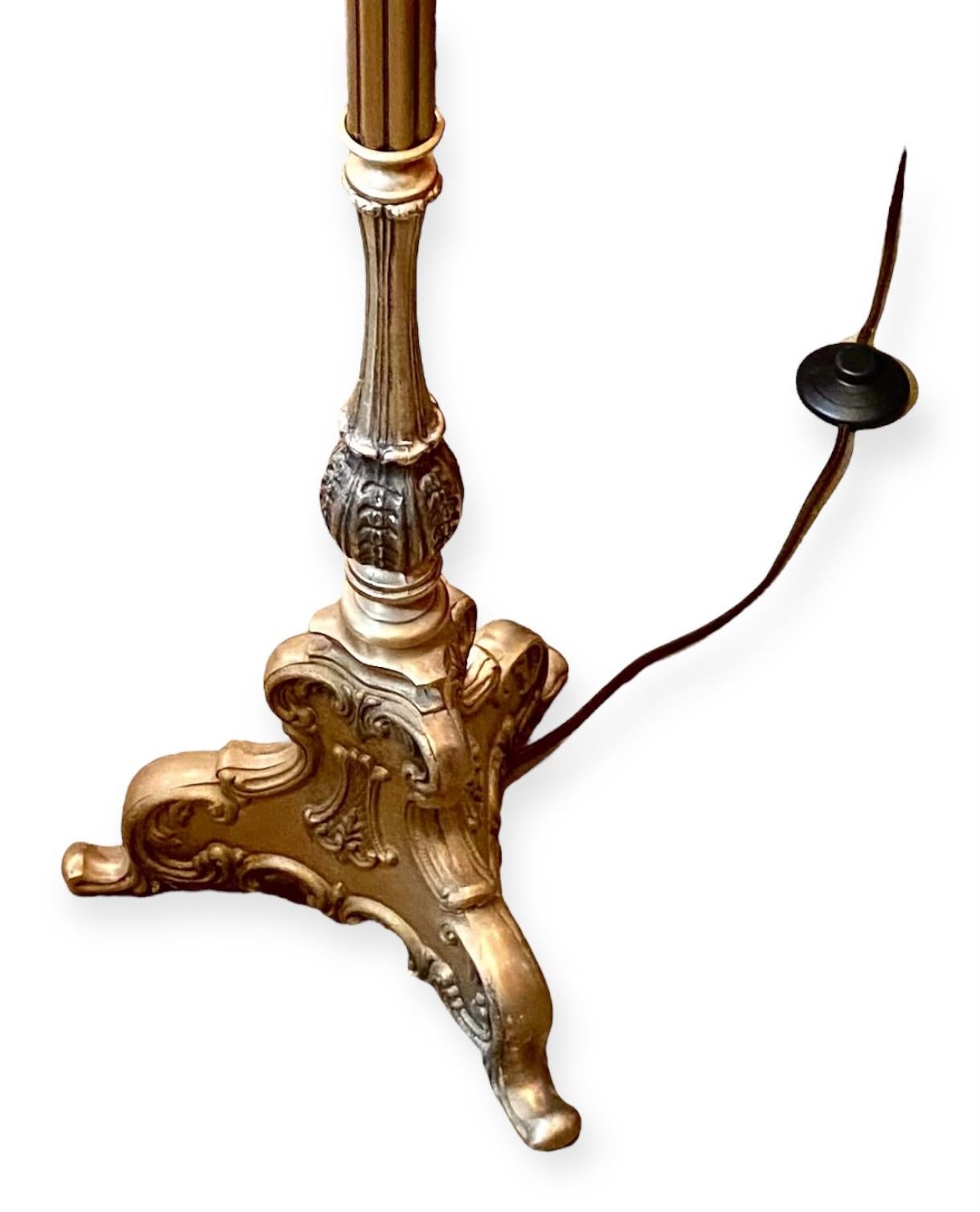 Perlé Lampe à bougie française ancienne standard en vente