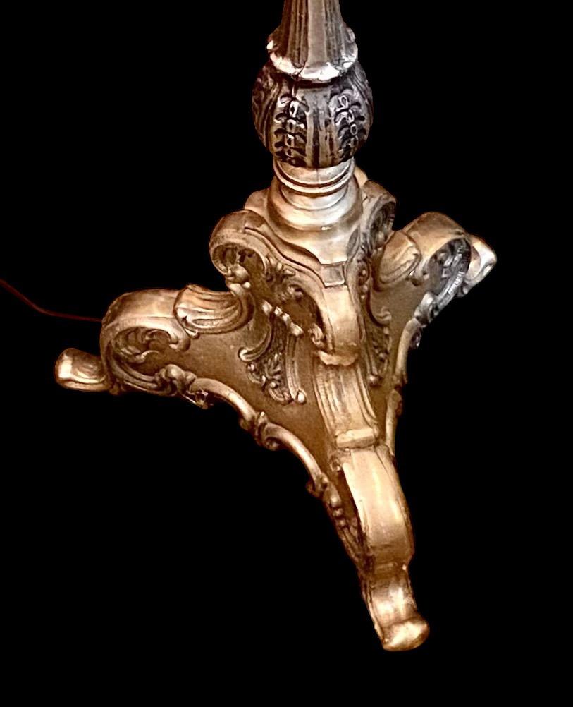 Lampe à bougie française ancienne standard en vente 1