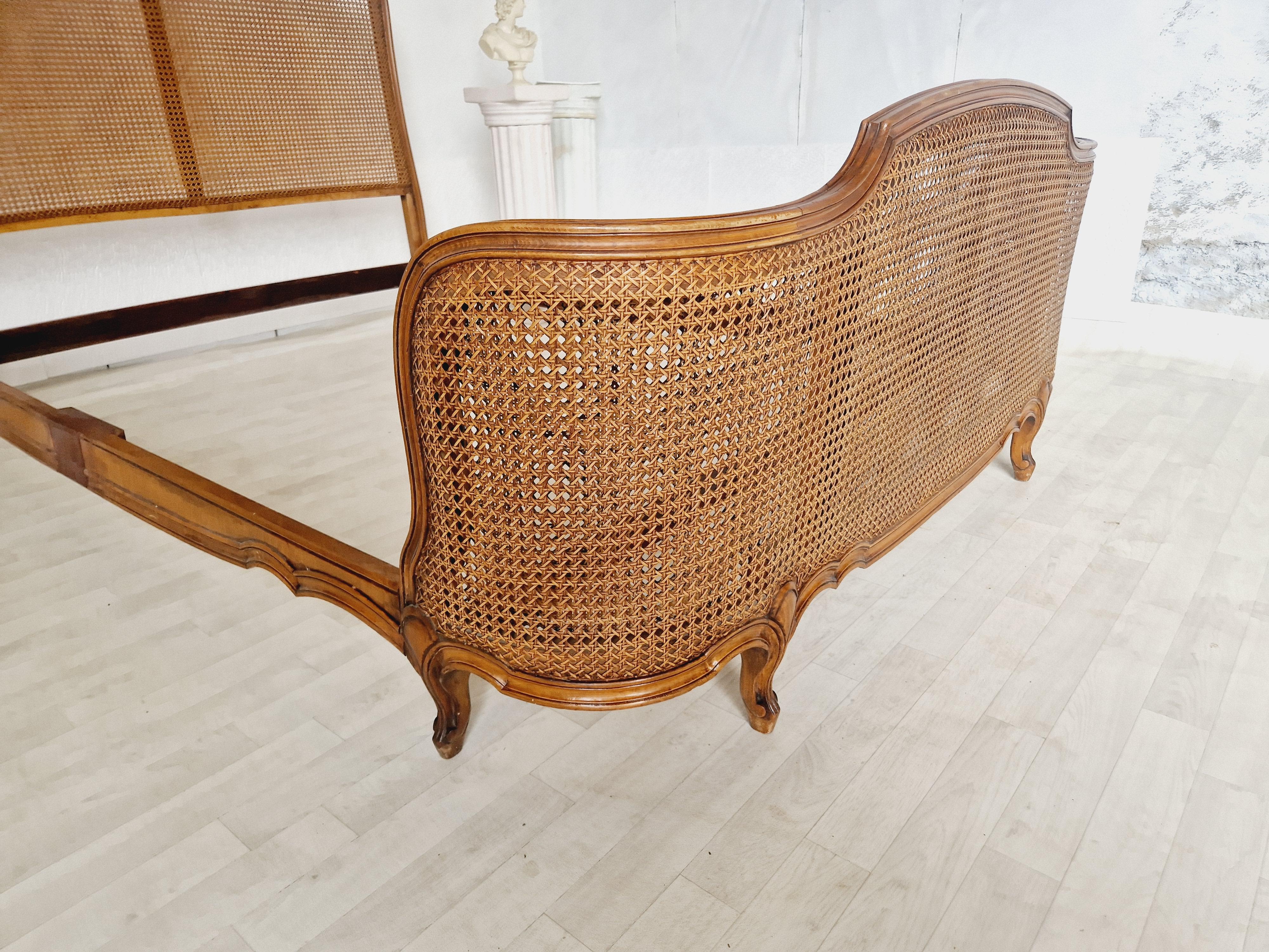 Antique French Cane Bed Corbeille Louis XV Style In Good Condition In Buxton, GB
