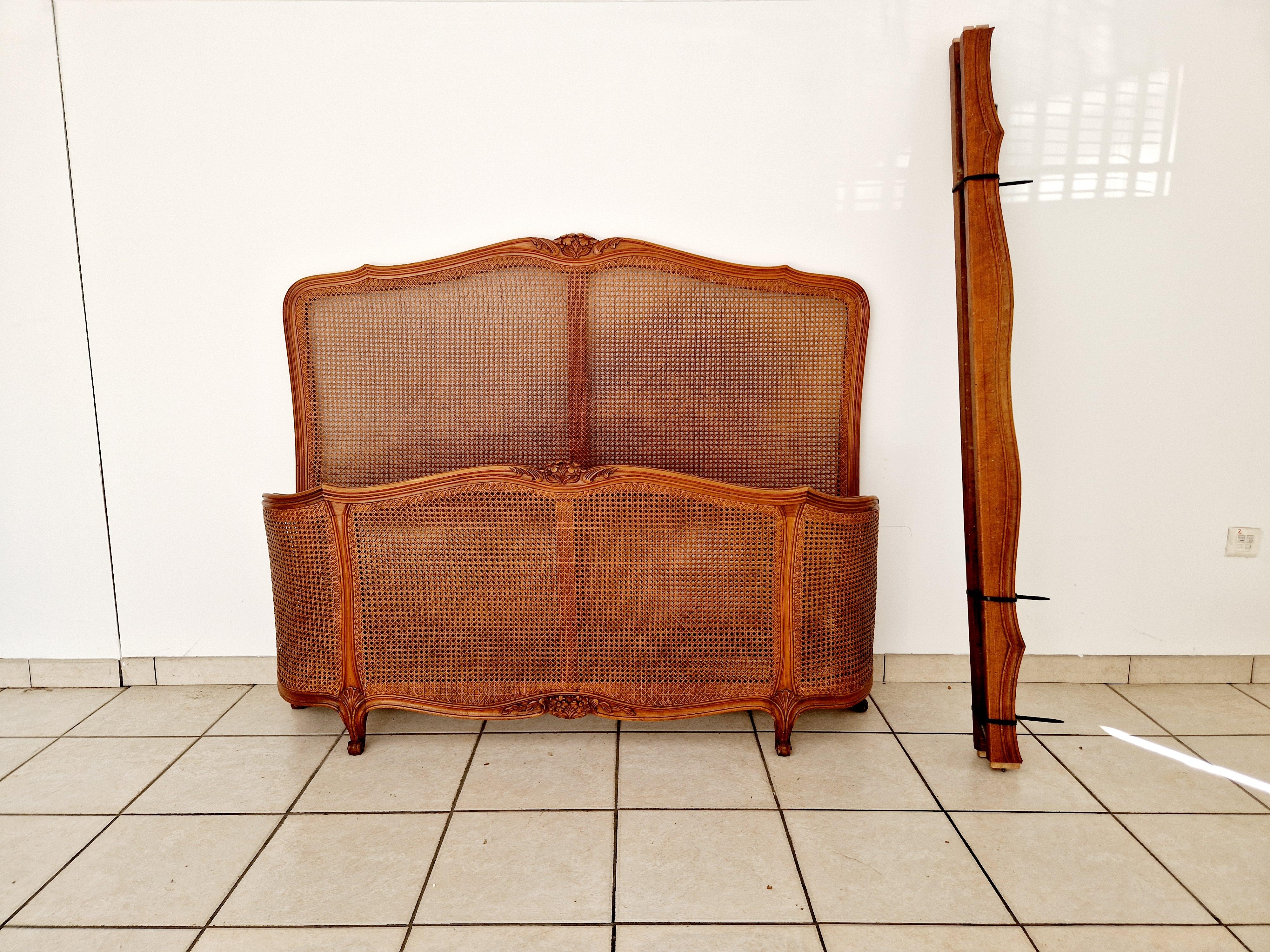 20th Century French Louis XV Style Brown Cane Corbeille Bed