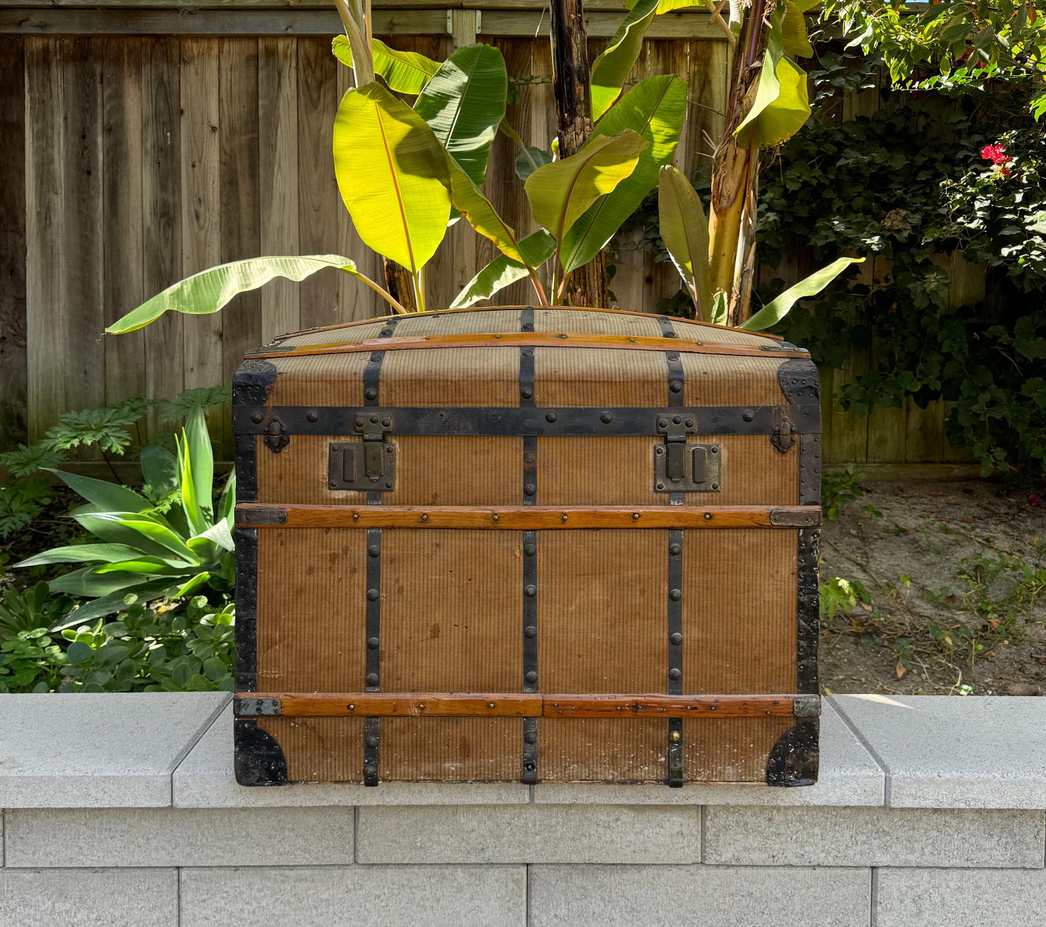 Antique French Canvas Dome Top Trunk, France, 19th Century 7