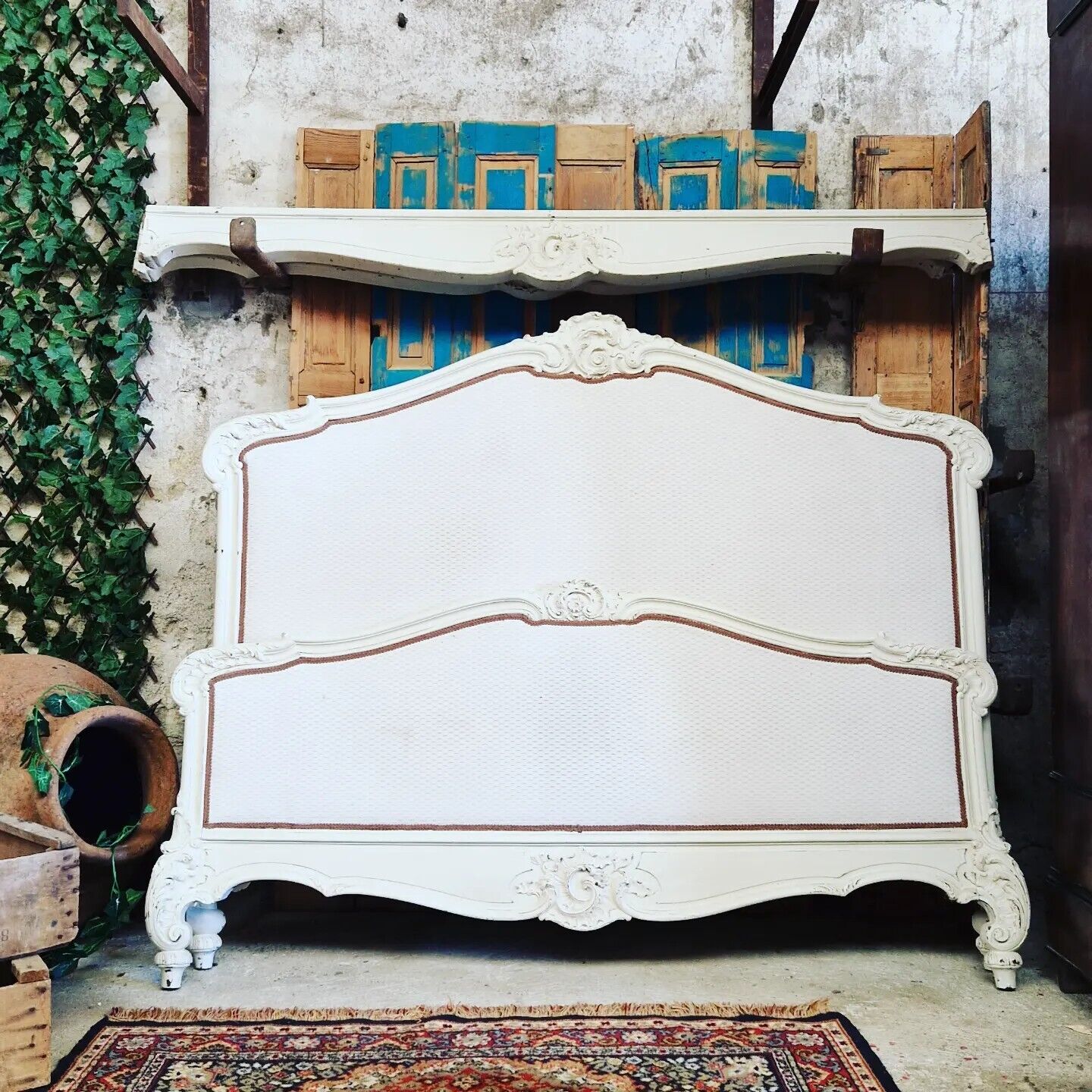 King Size (5'6") French Antique Upholstered Bed For Sale at 1stDibs