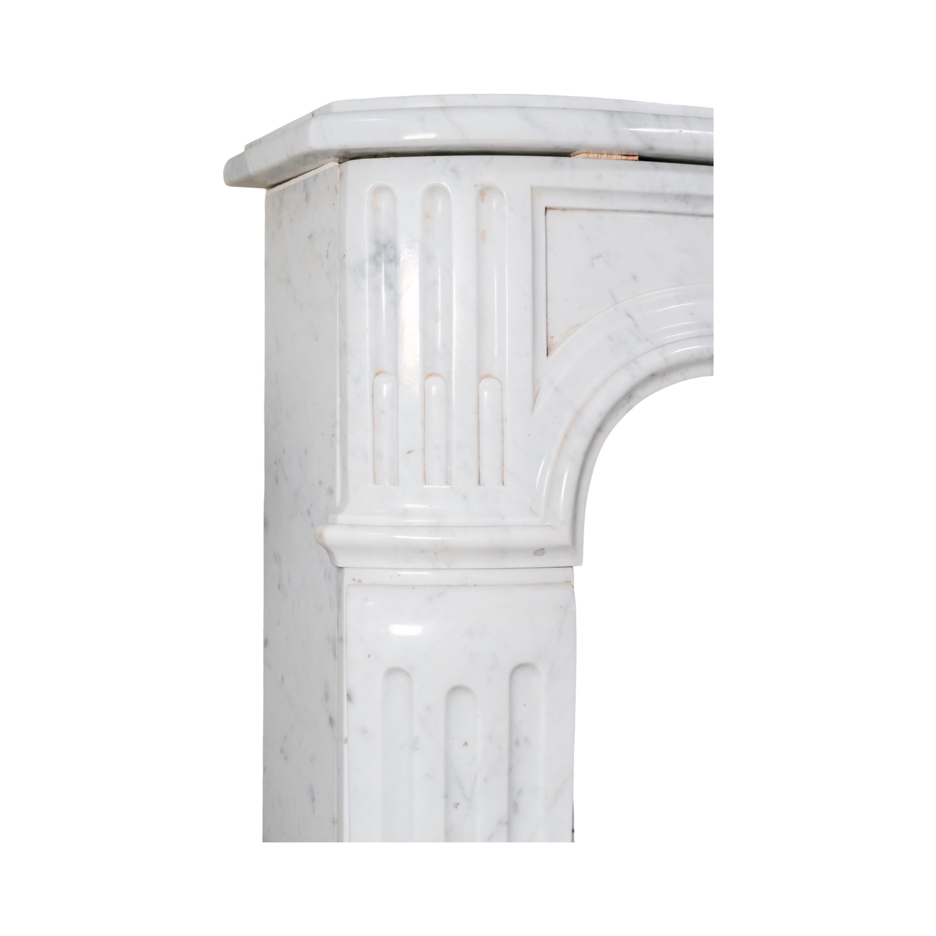 Antique French Carrara Marble Mantel For Sale 3