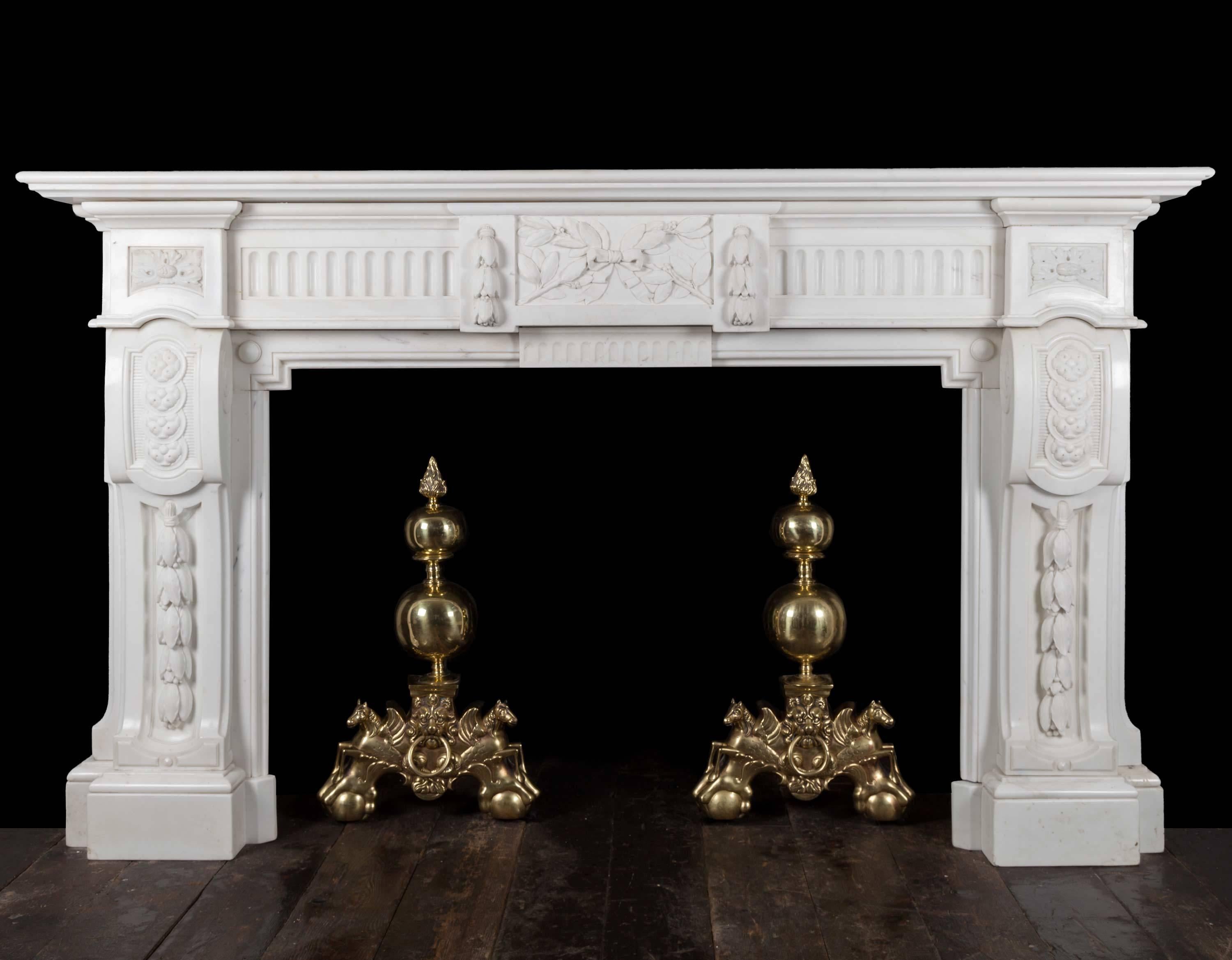 Antique French Carrara Marble Mantelpiece For Sale 1