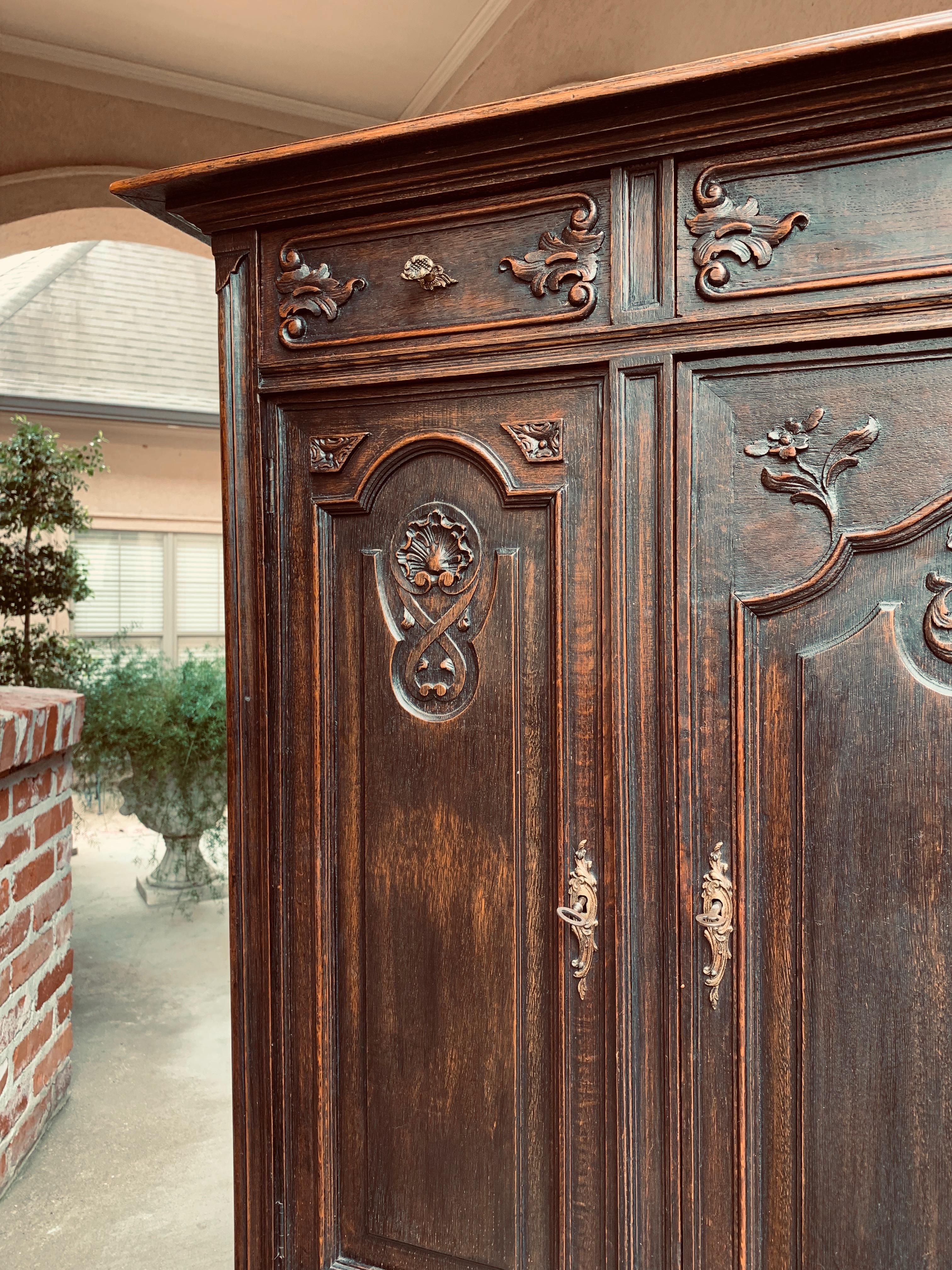 Late 19th Century Antique French Carved Dark Oak Sideboard Dresser Cabinet Louis XV Style 'B'