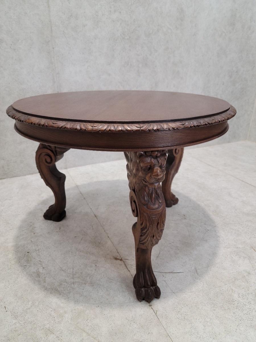 Antique French Carved Figural Oak Entry Table In Good Condition For Sale In Chicago, IL