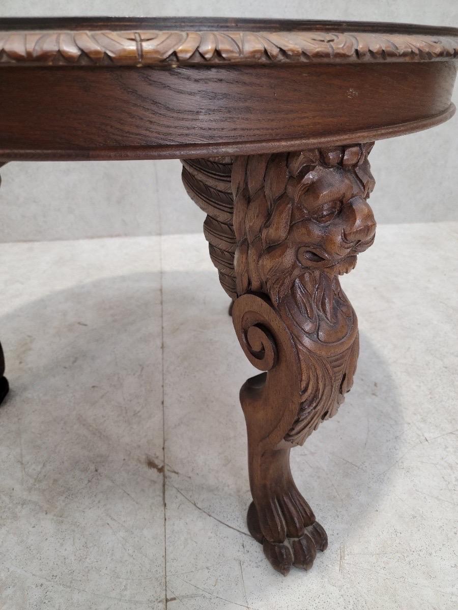 Antique French Carved Figural Oak Entry Table In Good Condition For Sale In Chicago, IL