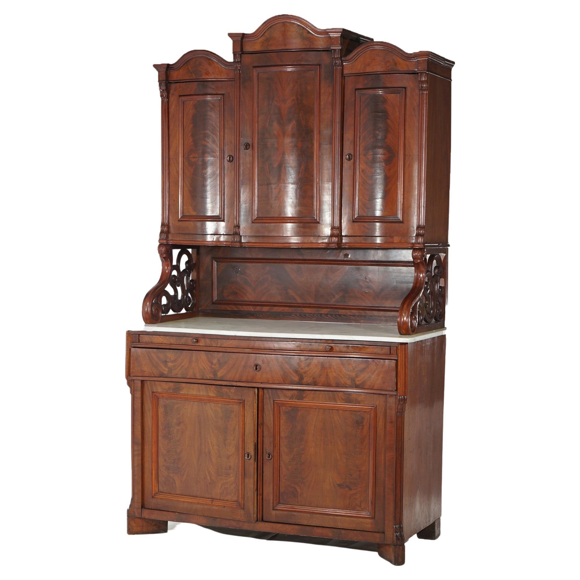 Antique French intagliato a fiamma in mogano con piano in marmo Credenza Buffet XIX secolo