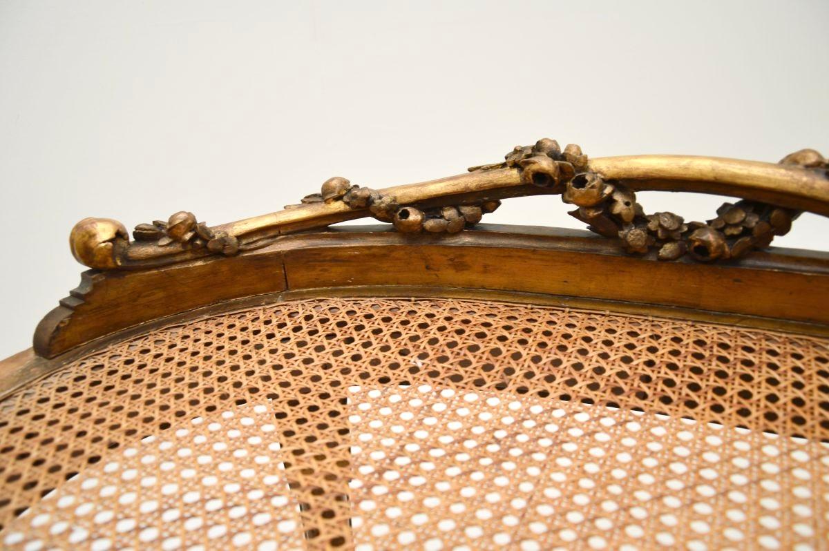 Sgabello francese antico in legno dorato intagliato in vendita 5