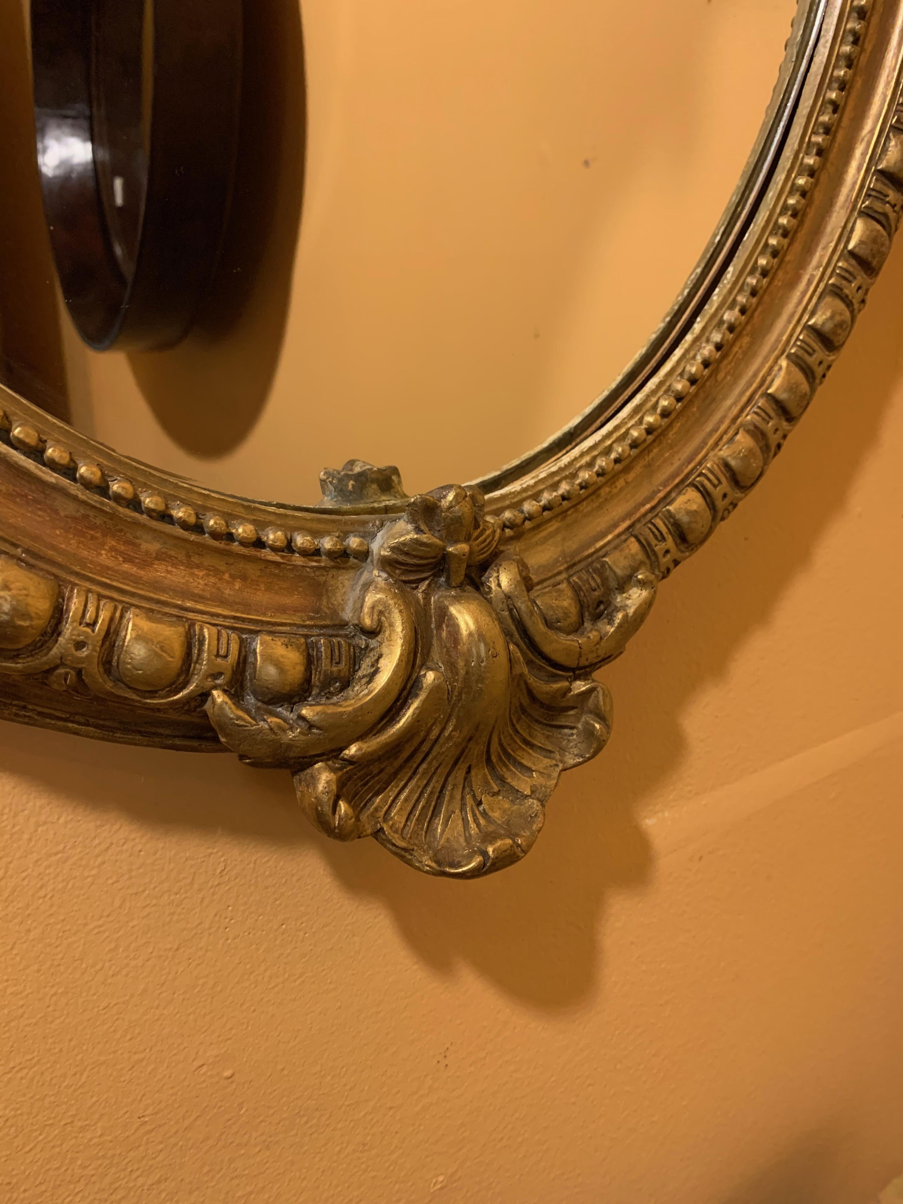 Antique French Carved Gold Leaf Mirror In Good Condition For Sale In New Orleans, LA