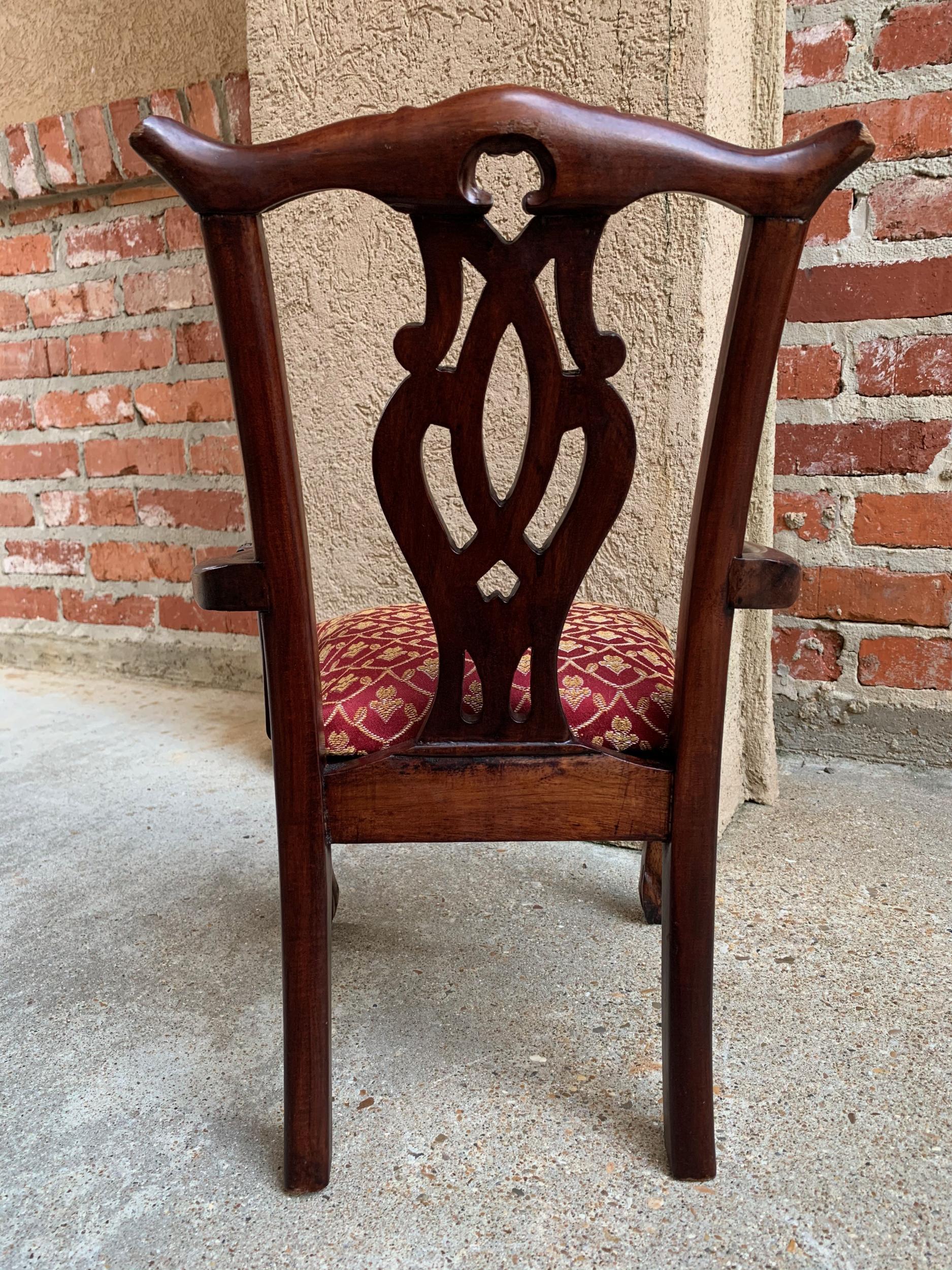 Antique French Carved Mahogany Doll Child’s Chair Louis XV Style, 20th Century 5