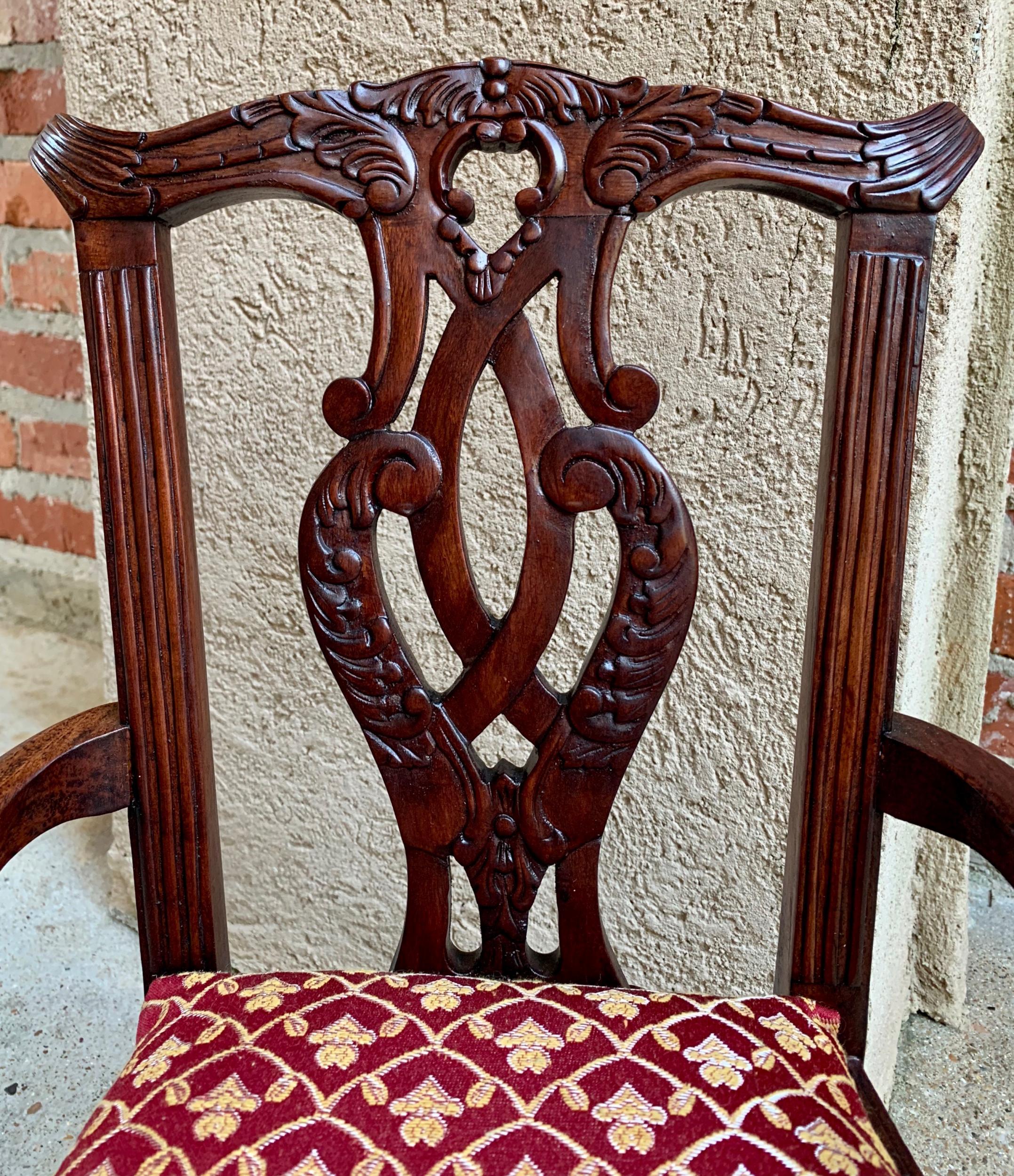 Antique French Carved Mahogany Doll Child’s Chair Louis XV Style, 20th Century In Good Condition In Shreveport, LA