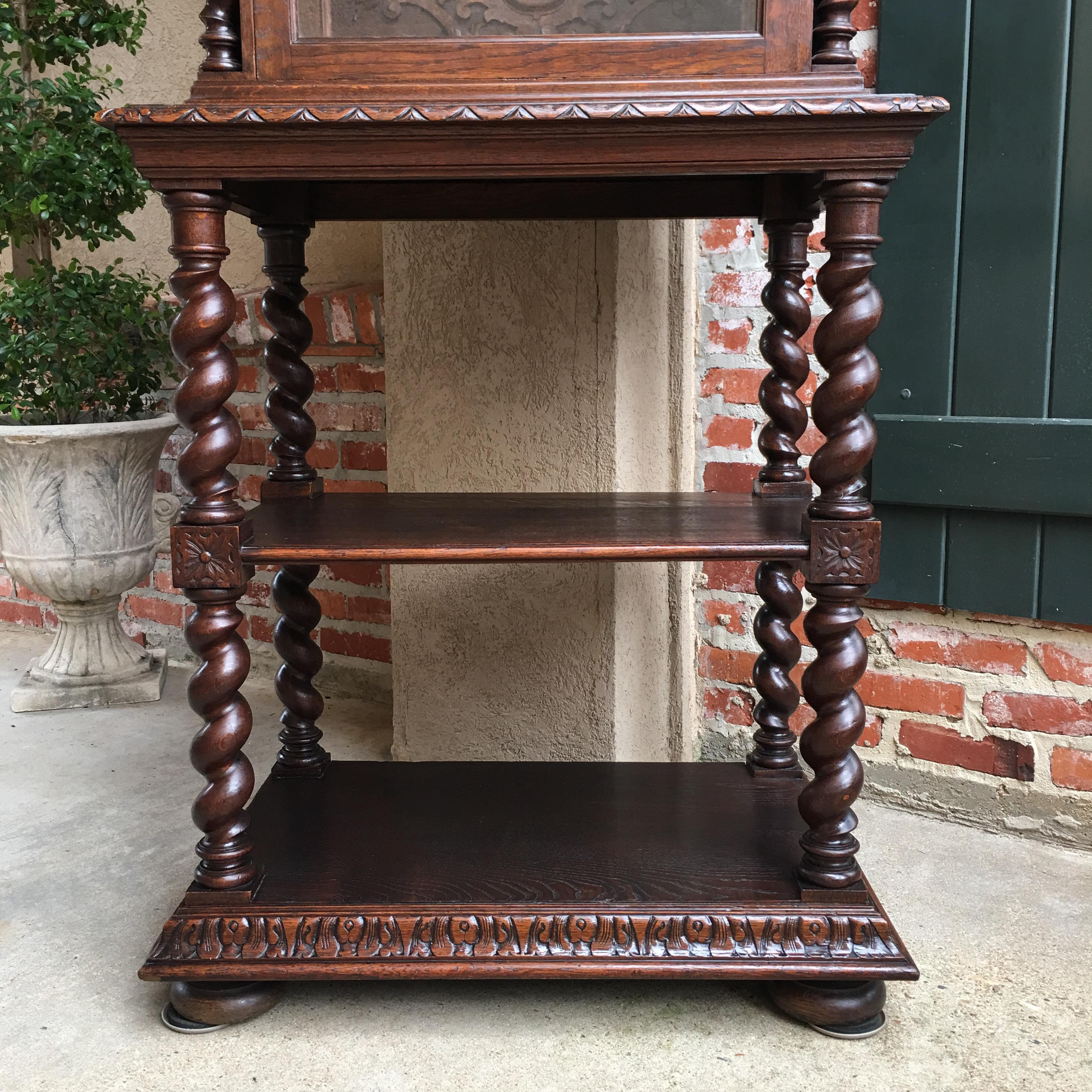 19th century French Barley Twist Display Cabinet Vitrine Bookcase Carved Oak For Sale 2