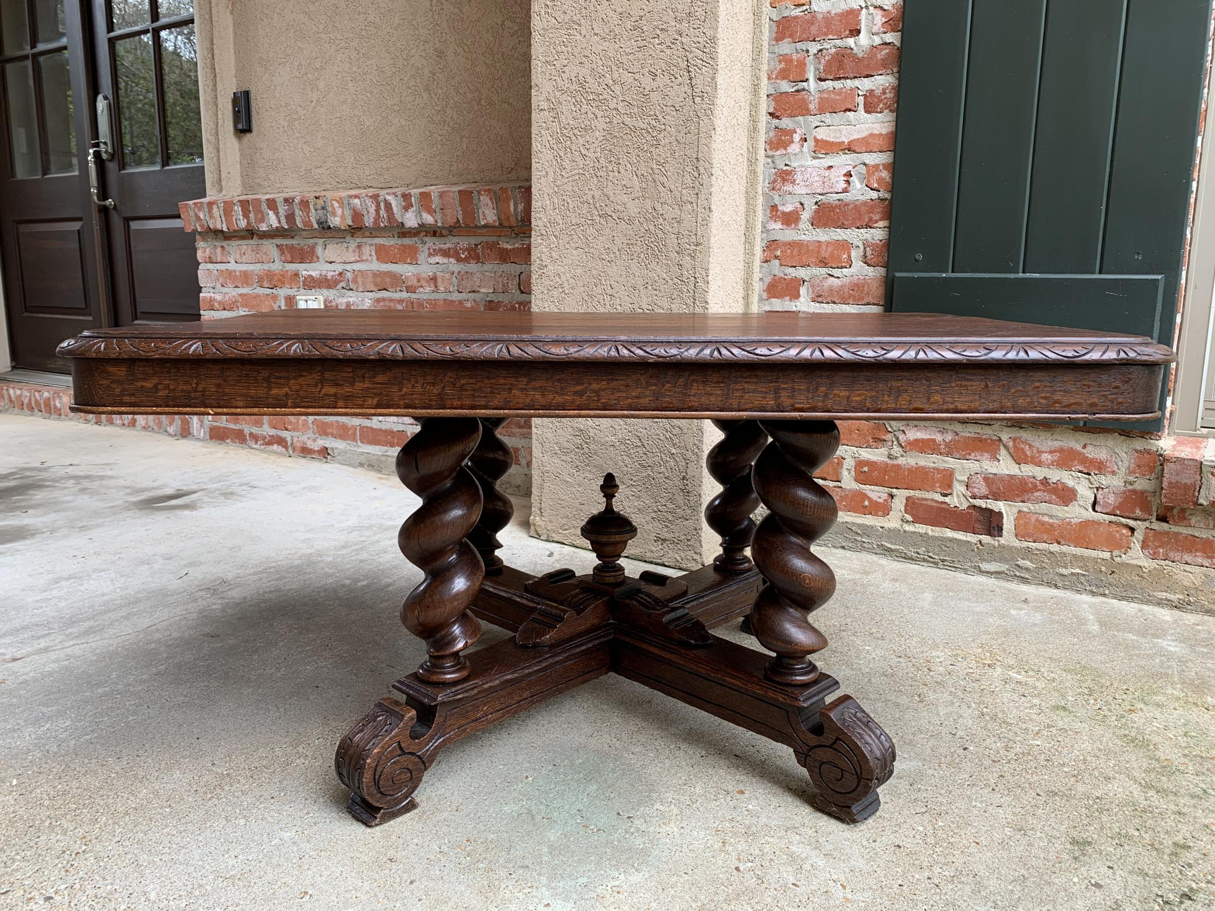 Antique French Carved Oak Coffee Table Barley Twist Rectangle Renaissance In Good Condition In Shreveport, LA
