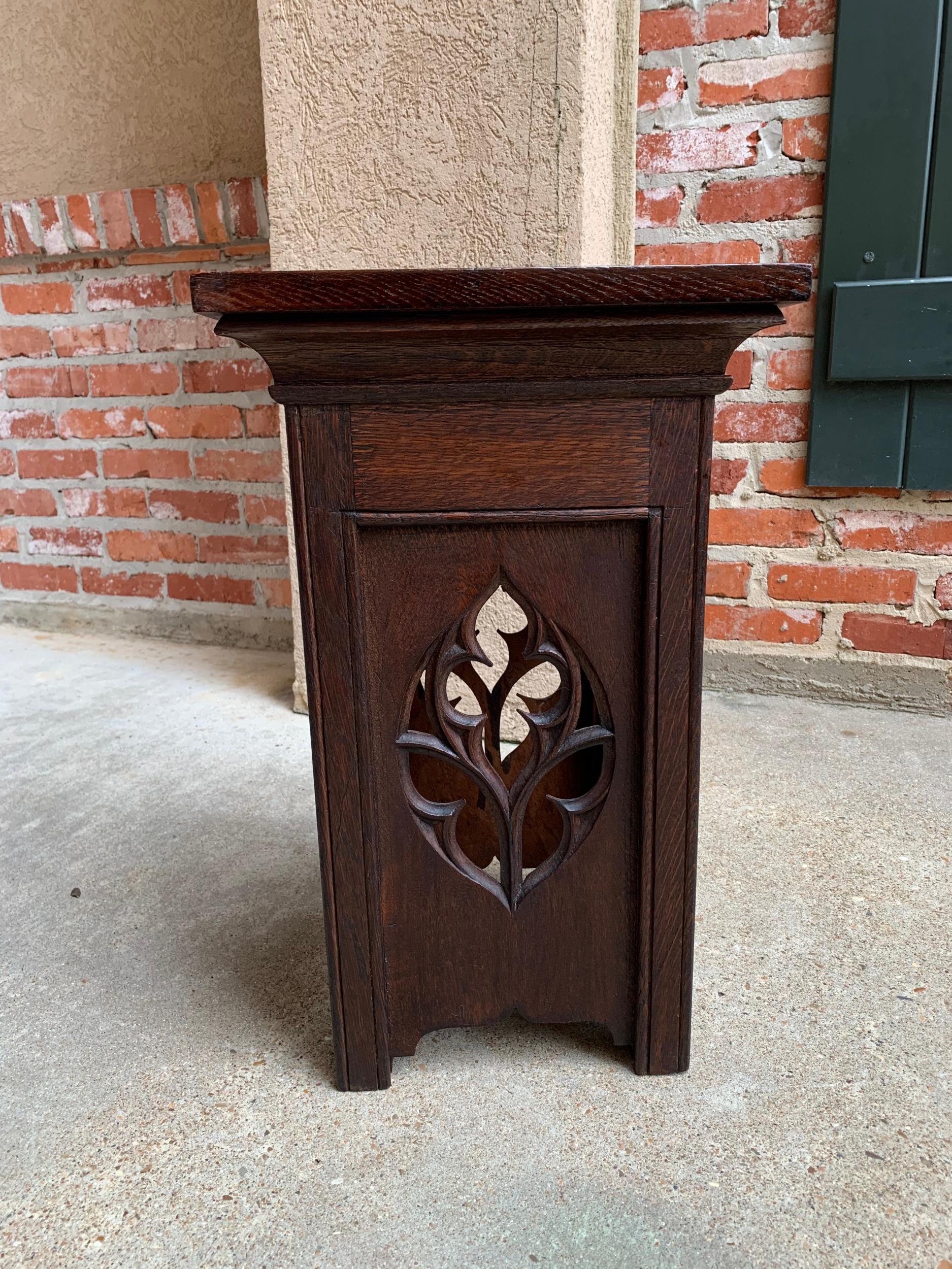 Antique French Carved Oak Gothic Plant Stand Square Display Bronze Pedestal In Good Condition In Shreveport, LA