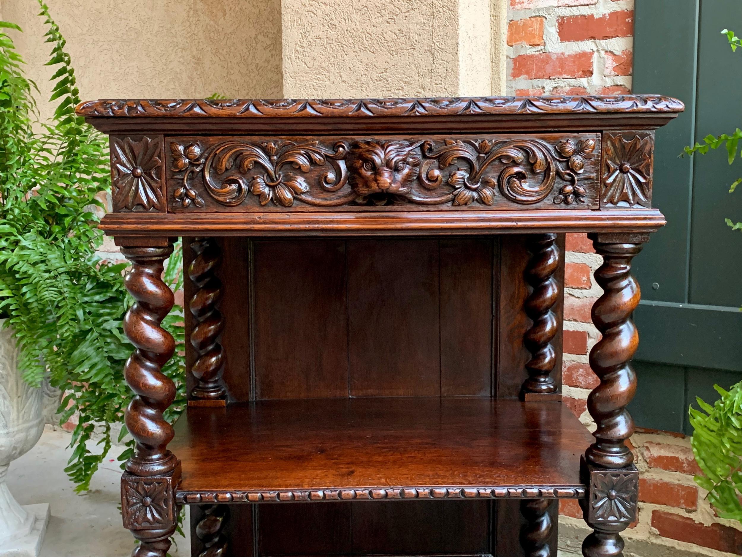 19th century French Petite Bookcase Server Barley Twist Louis XIII Carved Oak  In Good Condition For Sale In Shreveport, LA