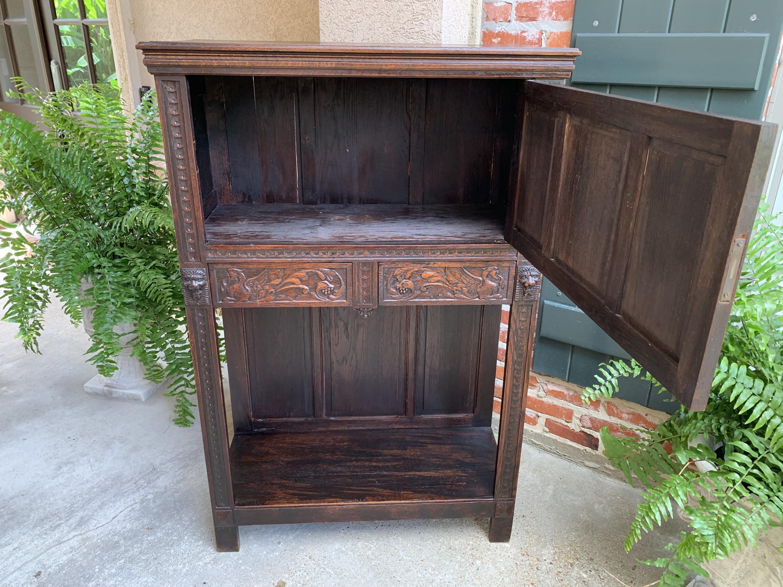 Antique French Carved Oak Renaissance Cabinet Bookcase Court Cupboard 19th C For Sale 5