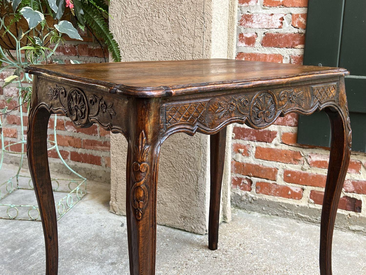 Hand-Carved Antique French Carved Oak Sofa Side Lamp Table Serpentine Louis XV Nightstand For Sale