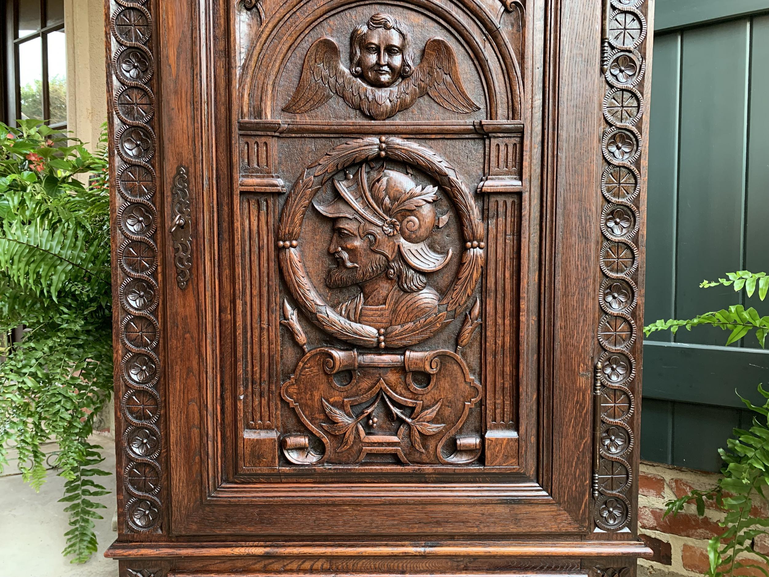 19th century French Carved Oak Storage Cabinet Renaissance Roman Centurion  For Sale 1
