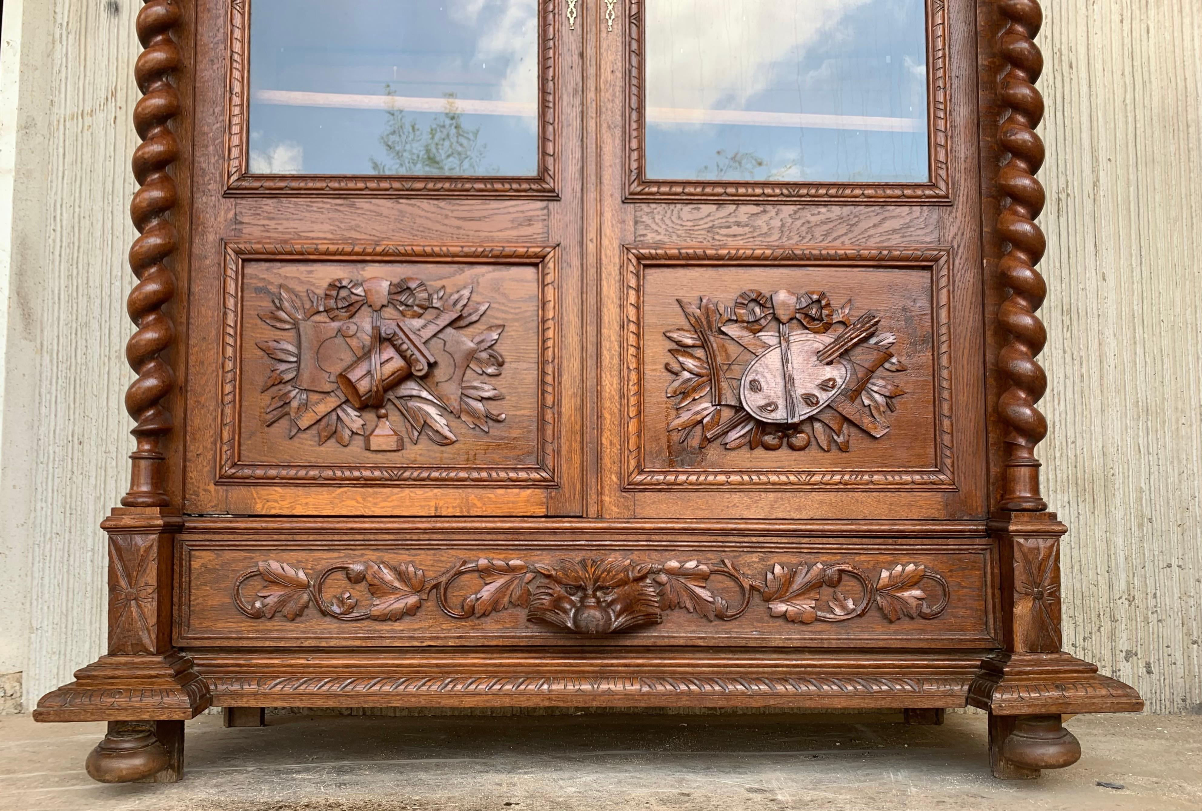 Antique French Carved Oak Vitrine Cabinet Bookcase Barley Twist Renaissance For Sale 3