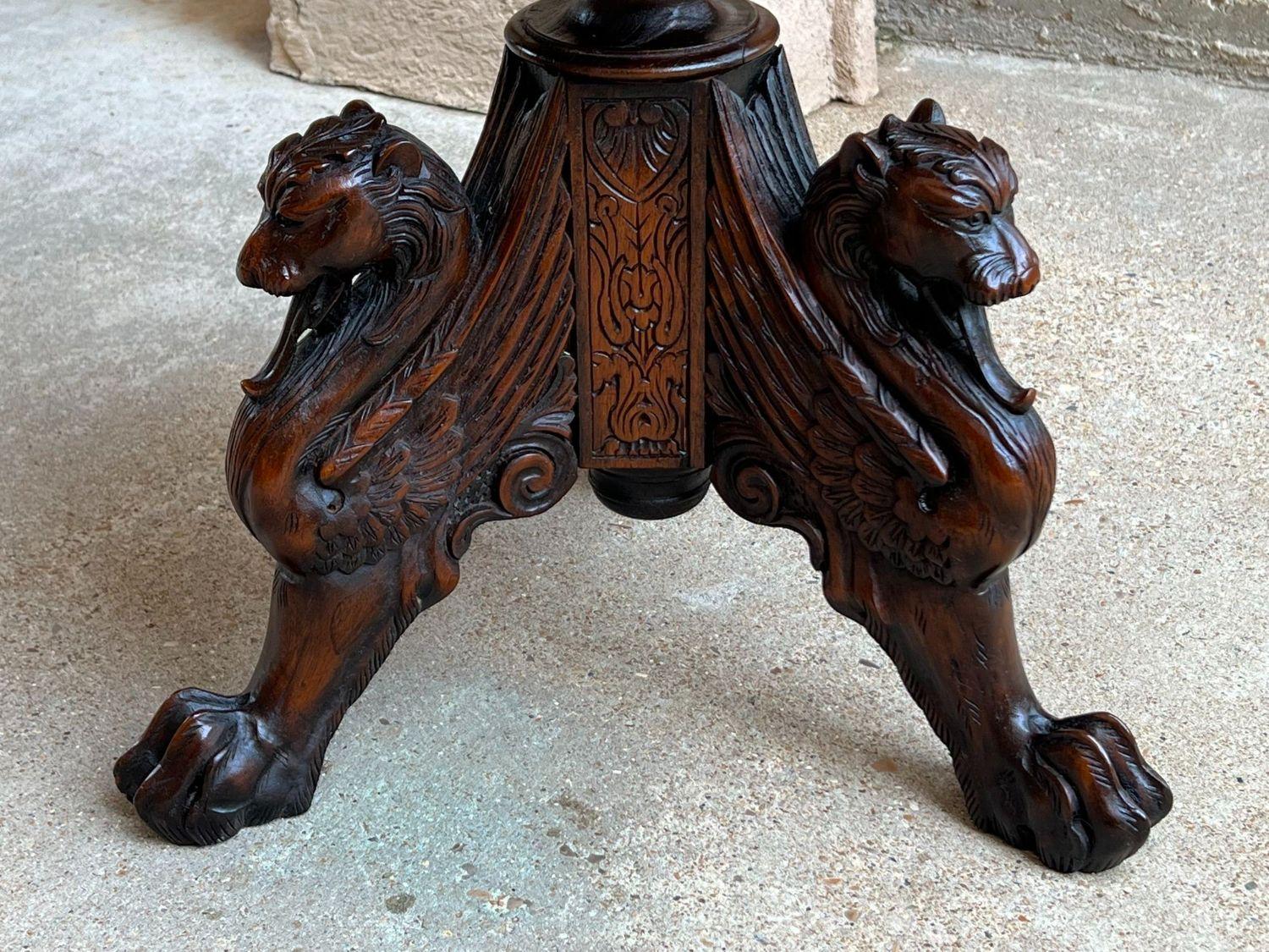 Antique French Carved Round End Table Neoclassical Walnut Tripod Gueridon For Sale 12