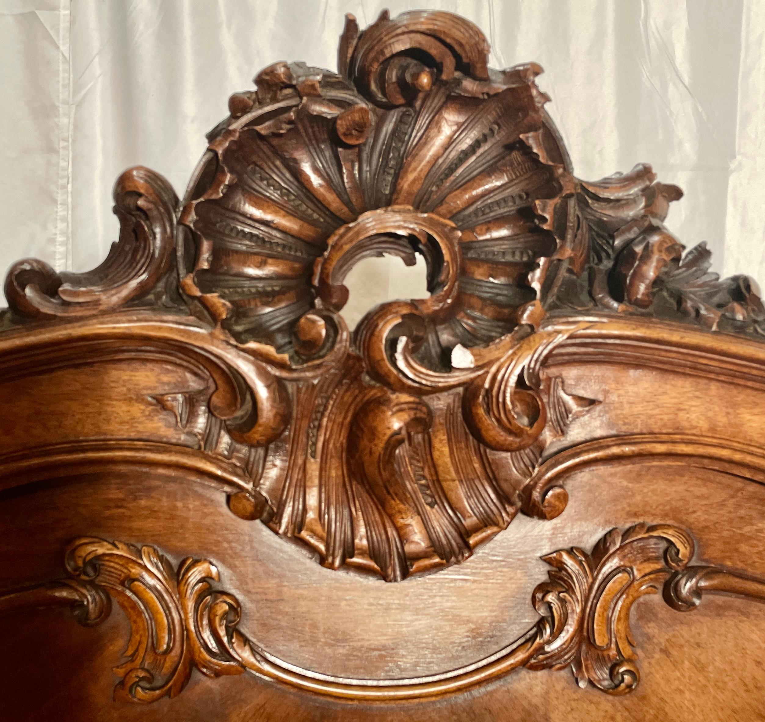 Antique French Carved Walnut Bed and Night Table, circa 1875-1895 In Good Condition In New Orleans, LA
