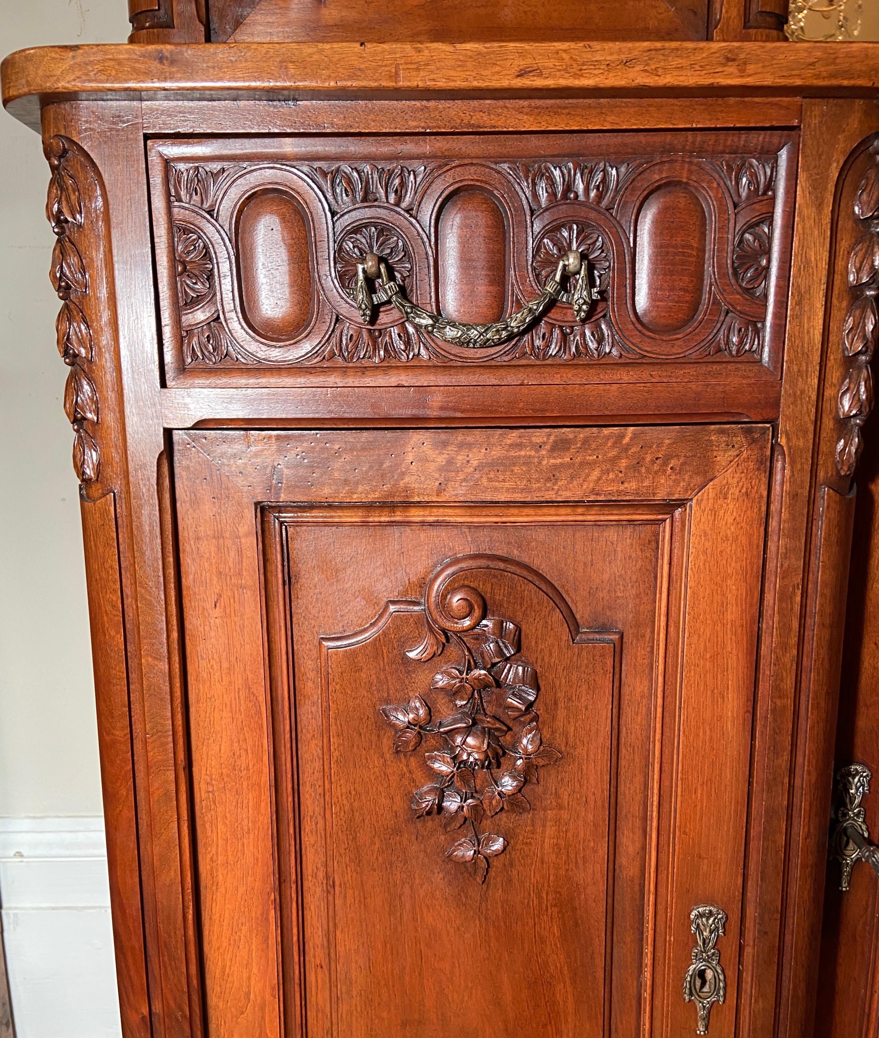 European Antique French Carved Walnut, Beveled Glass and Mirror Cabinet, circa 1875-1895 For Sale