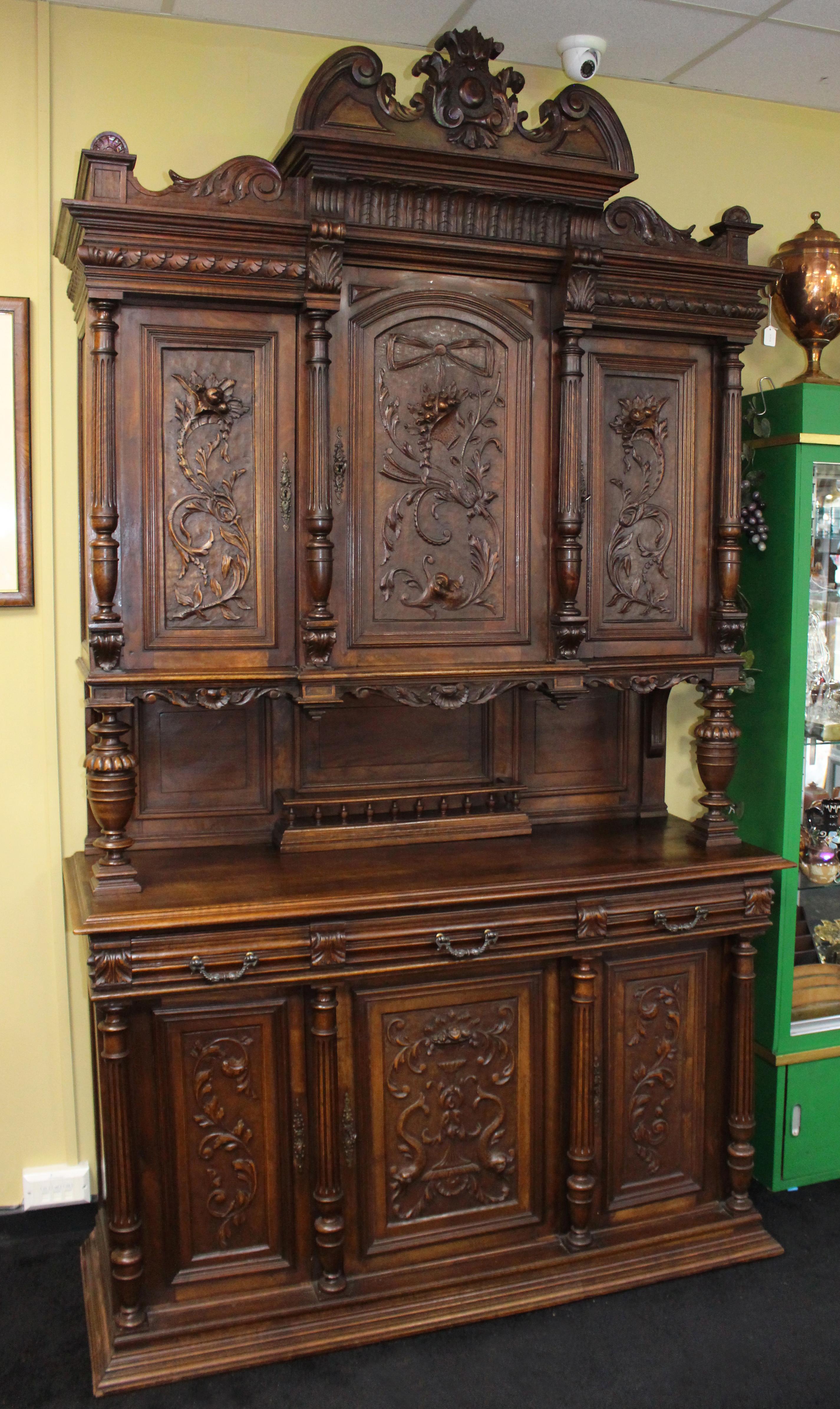 Antique French Carved Walnut Cabinet c.1900 In Good Condition In Worcester, GB