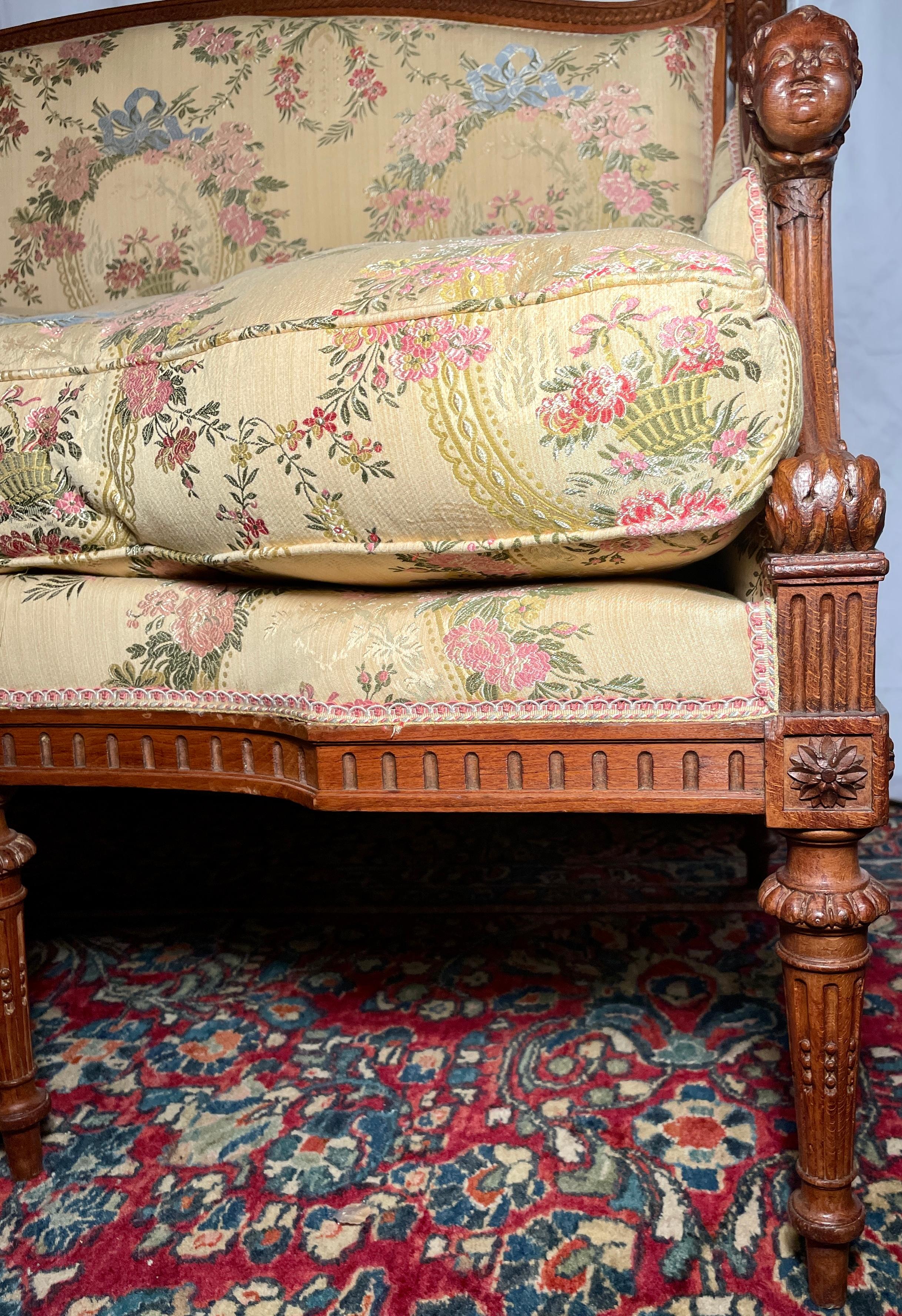 Antique French Carved Walnut Canapé Settee, Circa 1860. For Sale 2