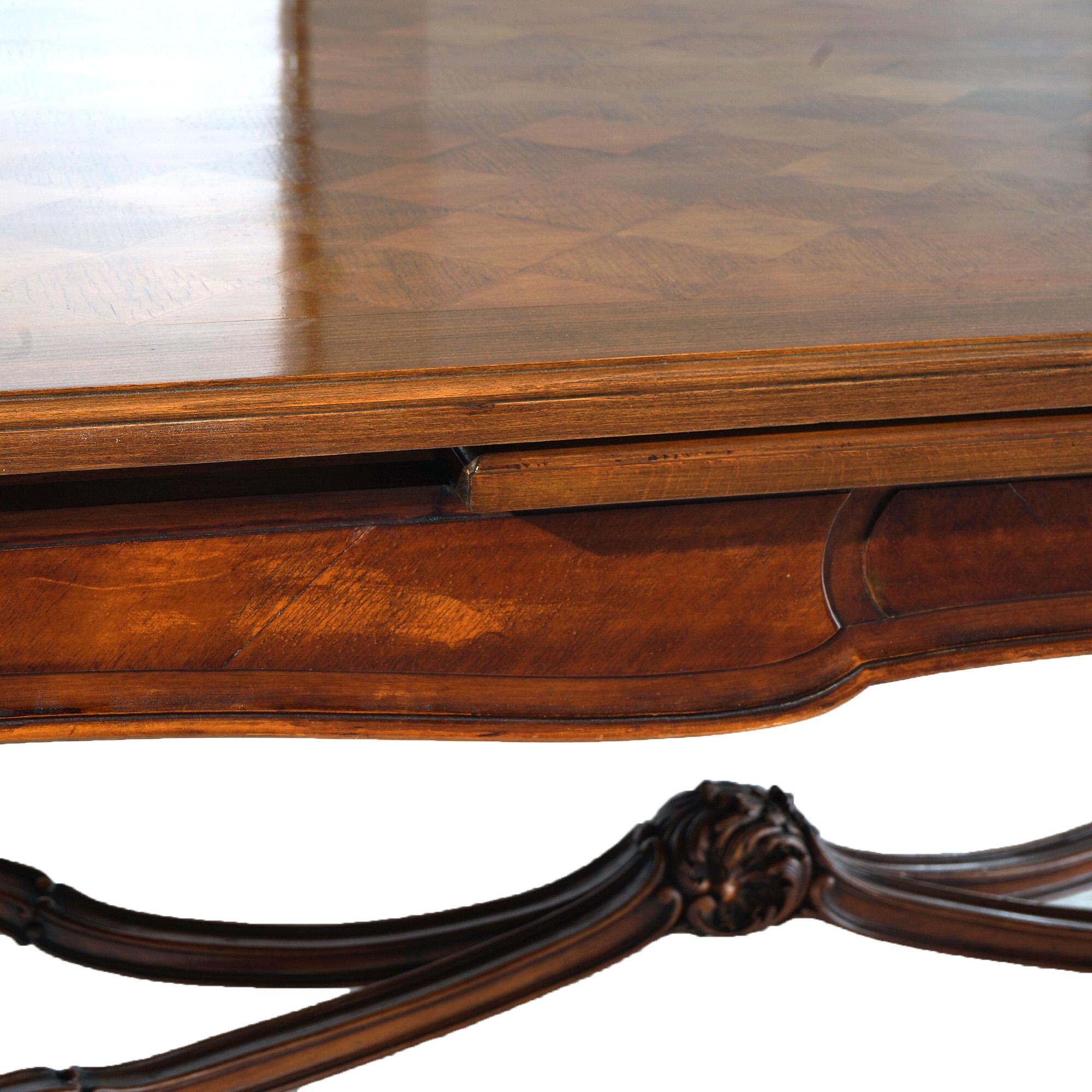 Antike Französisch geschnitzt Nussbaum Draw-Top-Ess-Set mit Tisch und acht Stühlen C1930 im Angebot 13