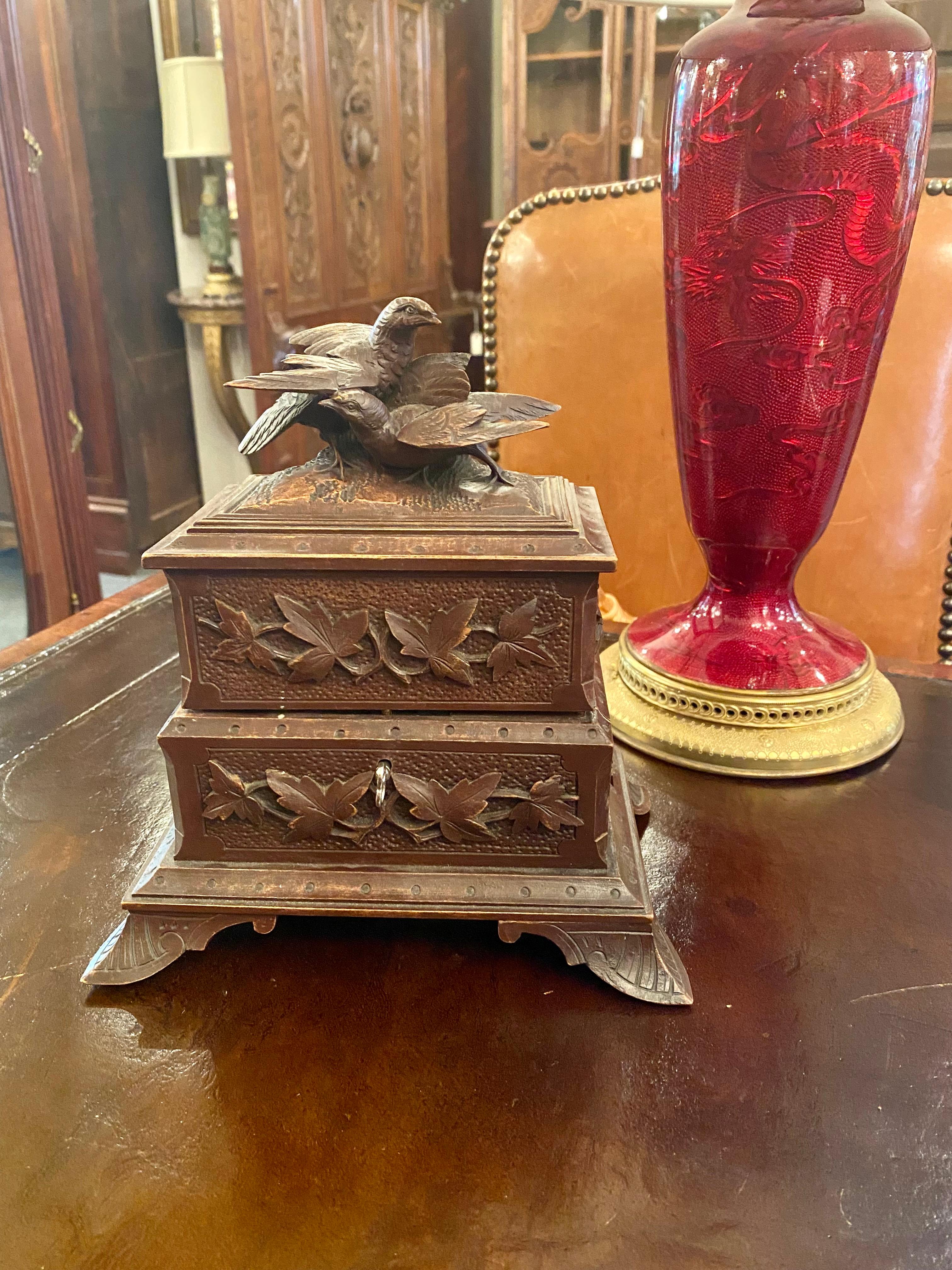 Antique French Carved Walnut Jewel Box, circa 1880-1890 For Sale 1