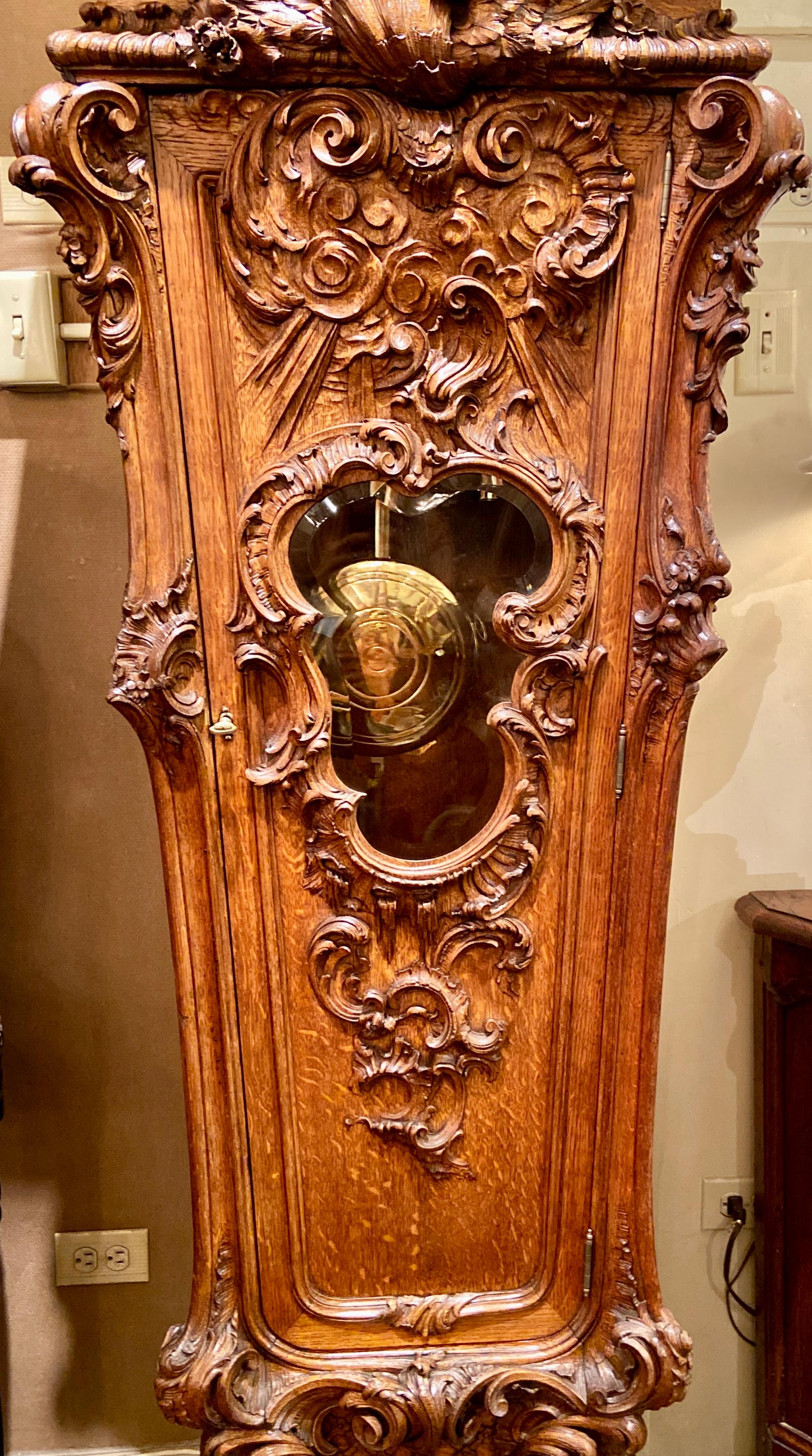 Antique French Carved Walnut Musical Clock w/ Cambridge Chimes In Good Condition For Sale In New Orleans, LA