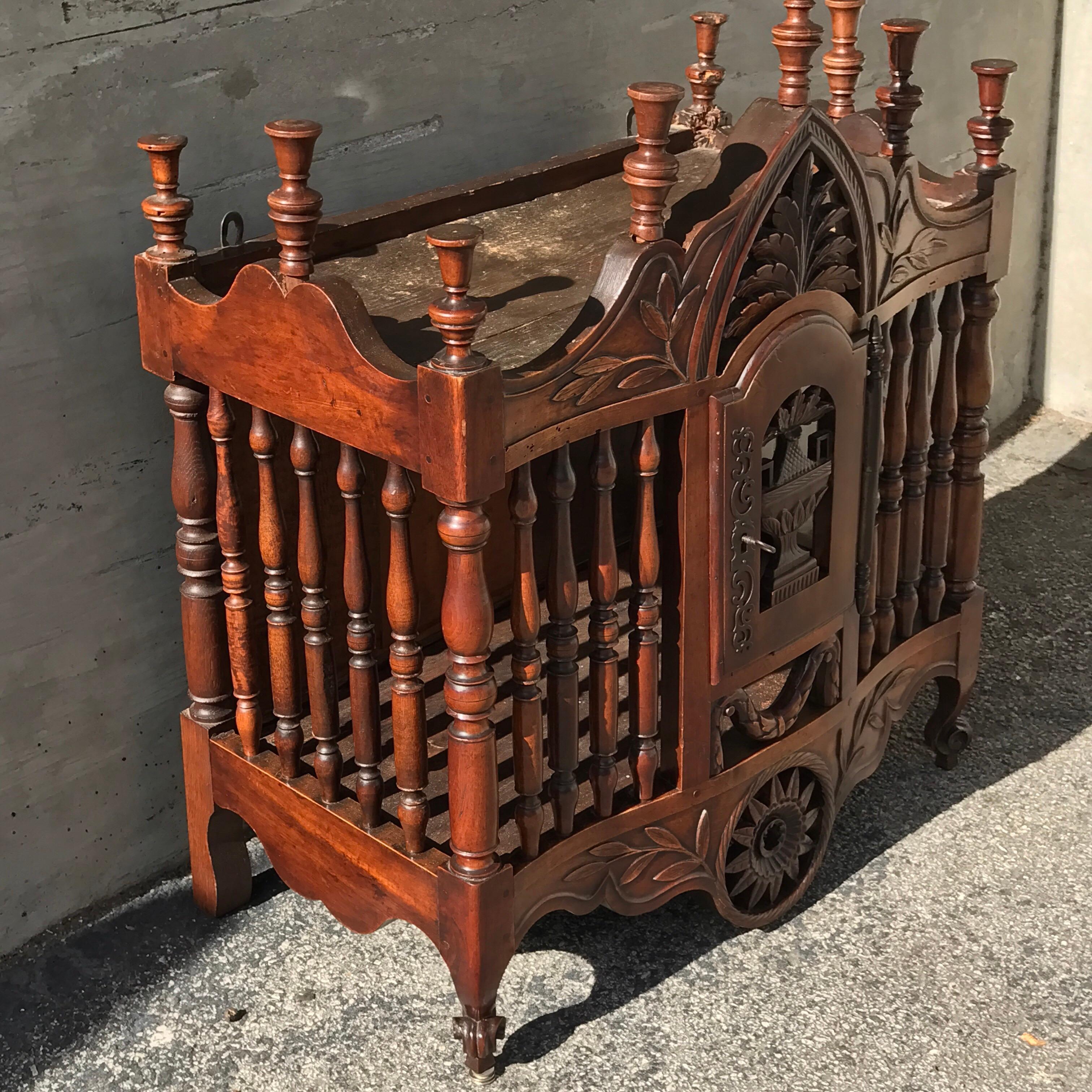 Antique French carved walnut Panetiere, of typical form with finial crown top, and working key. Better than most, fresh from a Palm Beach Estate.