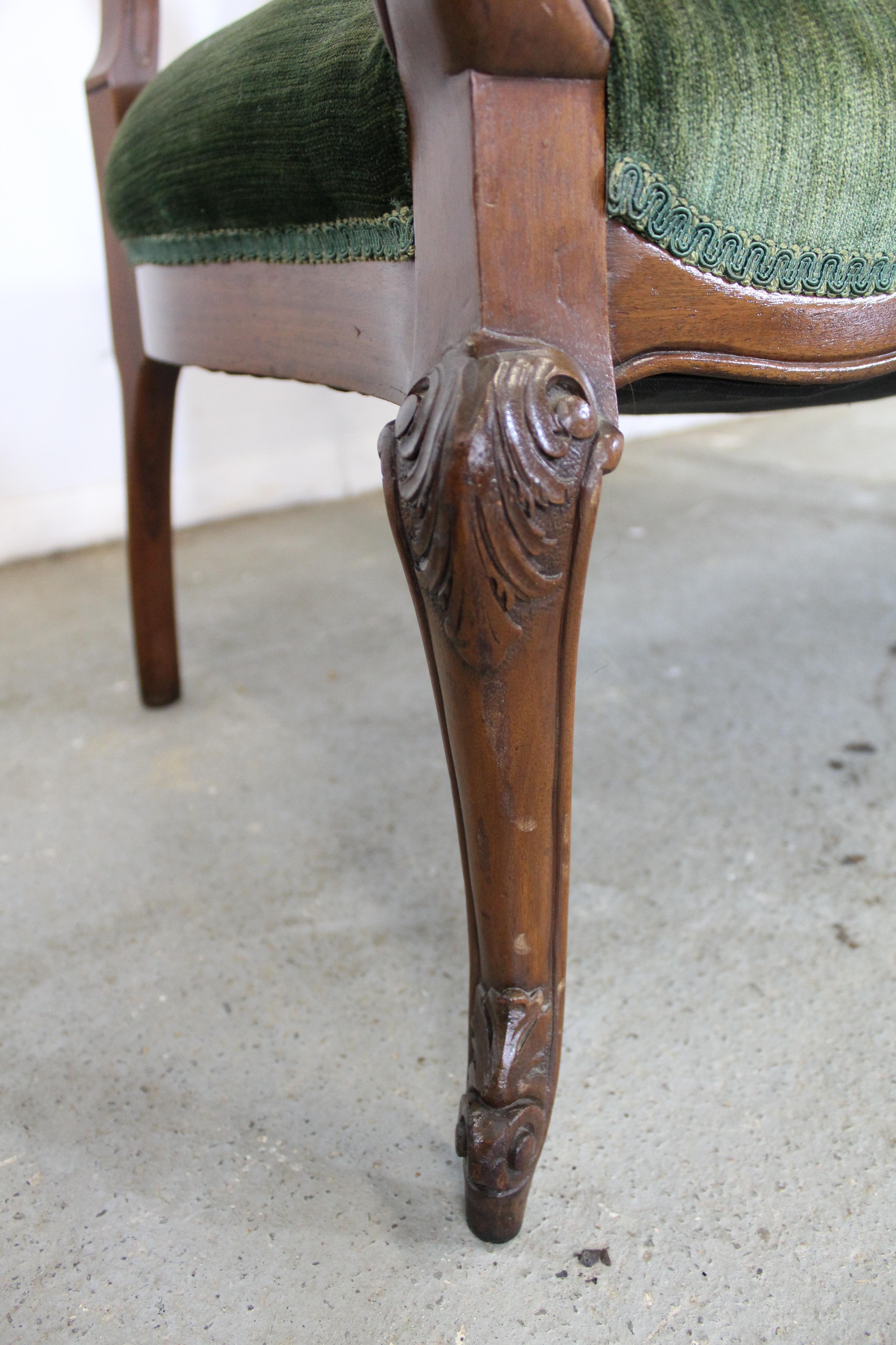 Antique French Carved Wood Settee Bench, circa Late 1800s In Fair Condition In Wilmington, DE