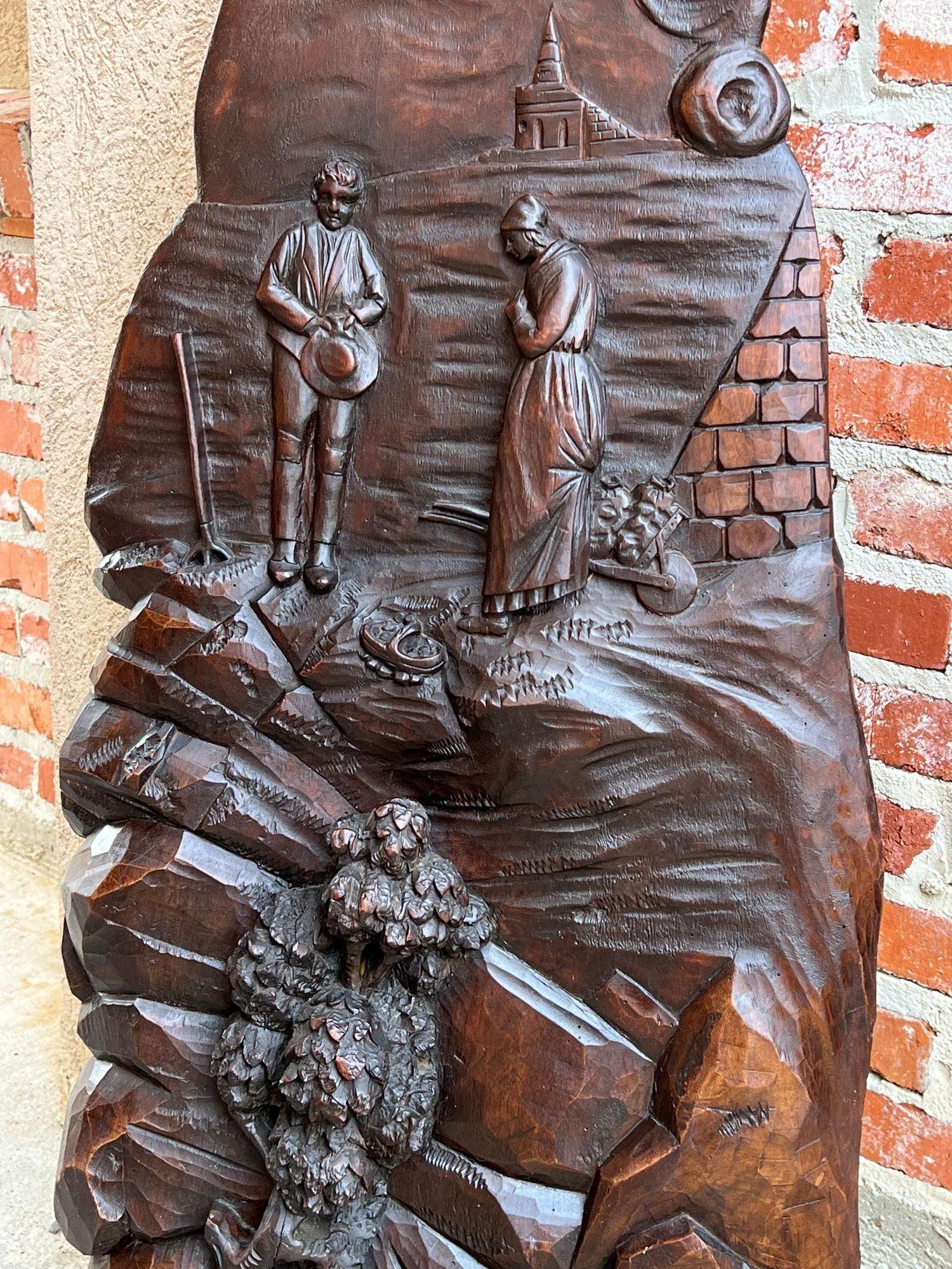 Antique French Carved Wood Wall Sculpture the Angelus by Jean Francois Millet In Good Condition For Sale In Shreveport, LA
