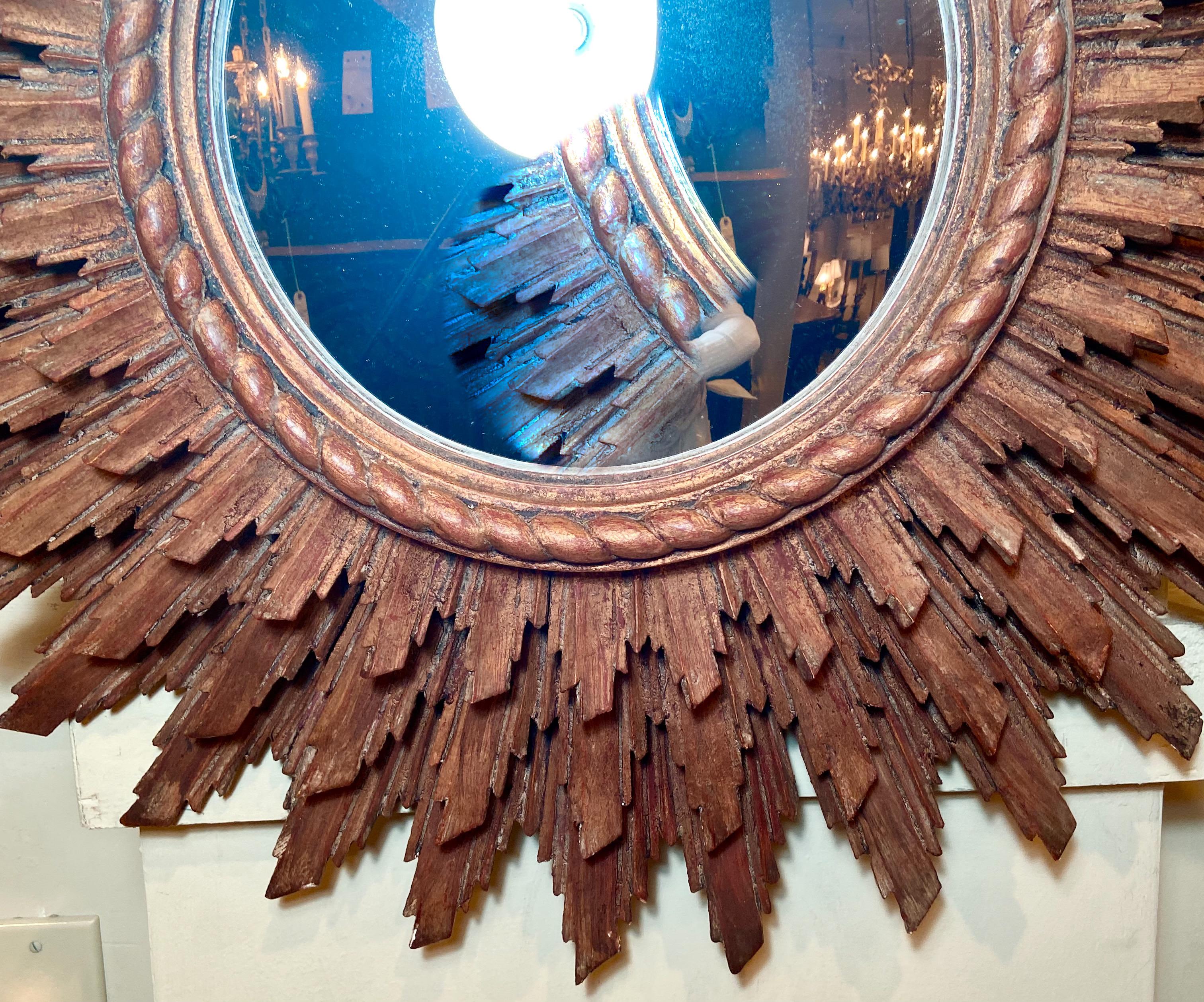 Antique French Carved Wood with Gold Leaf Starburst Mirror, Circa 1920 In Good Condition In New Orleans, LA