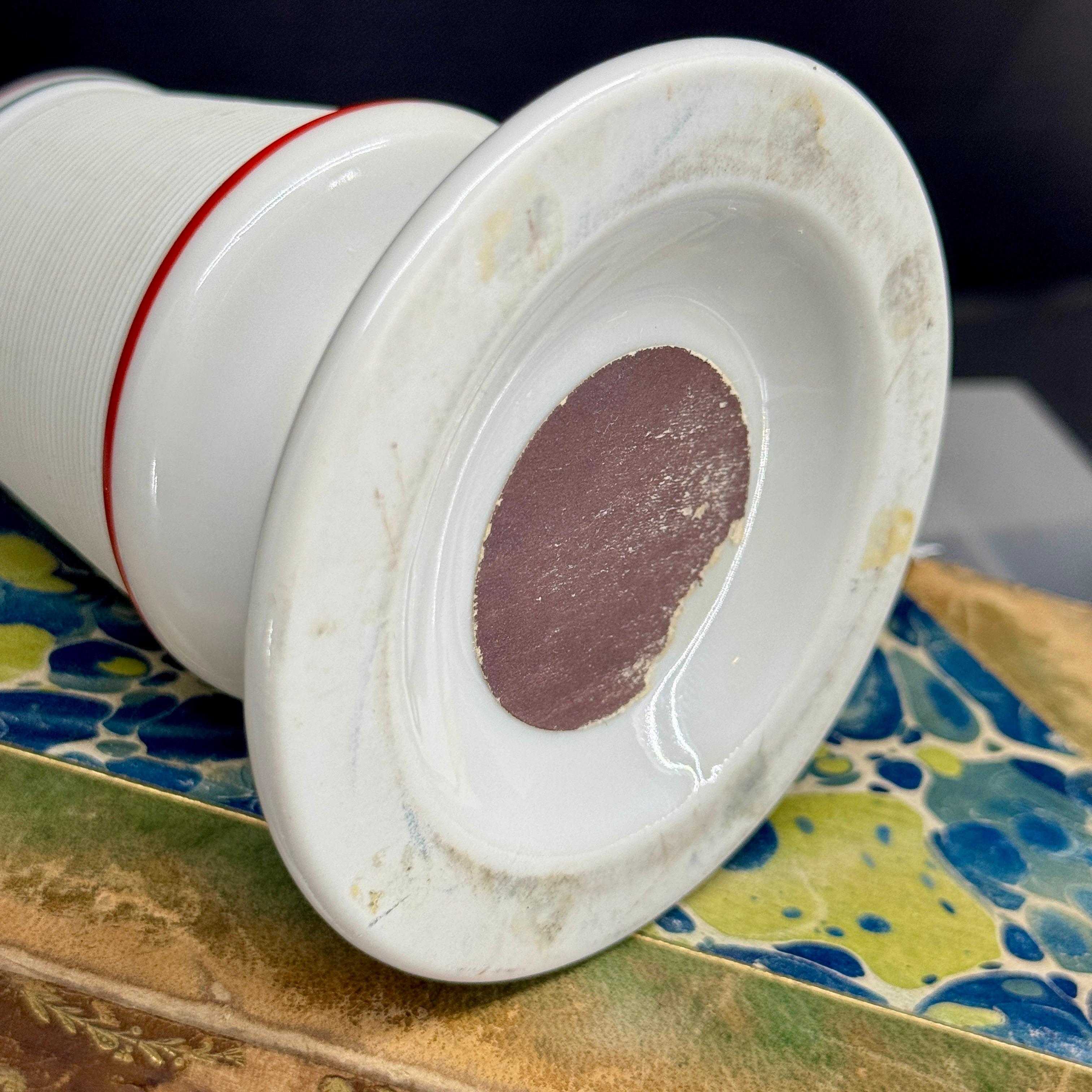 Portafósforos Cassis Quenot Francés Antiguo Con Cerradero en venta 3