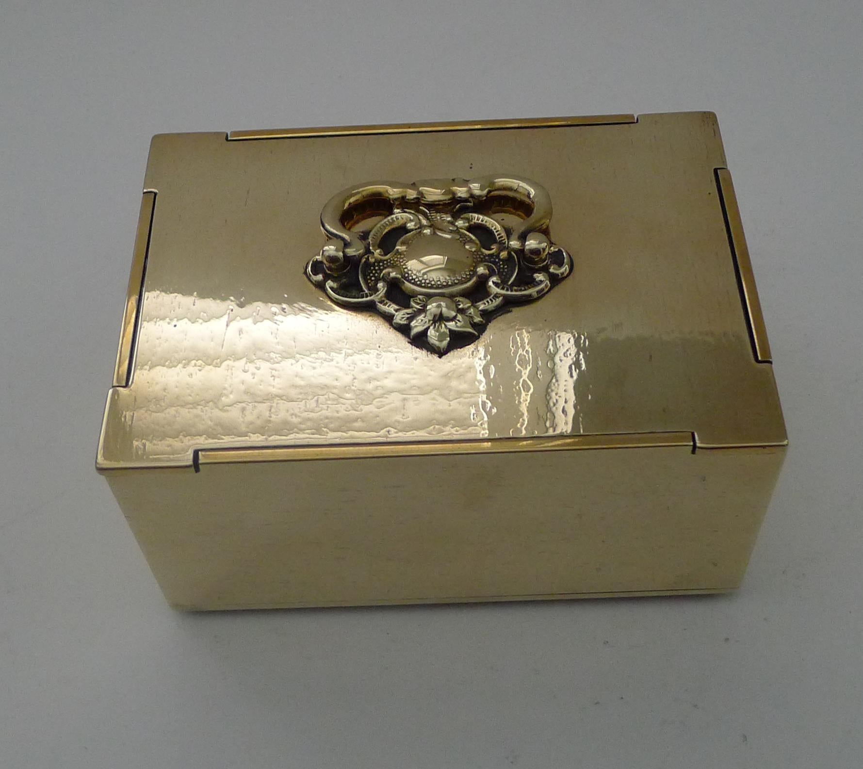 Antique French Cast Brass Jewellery Box / Casket, circa 1900 In Good Condition For Sale In Bath, GB