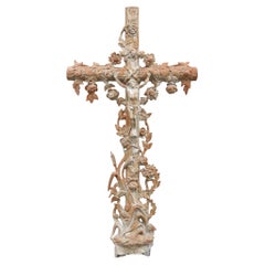 Croix de crucifix française ancienne en fonte en faux bois, 19ème siècle