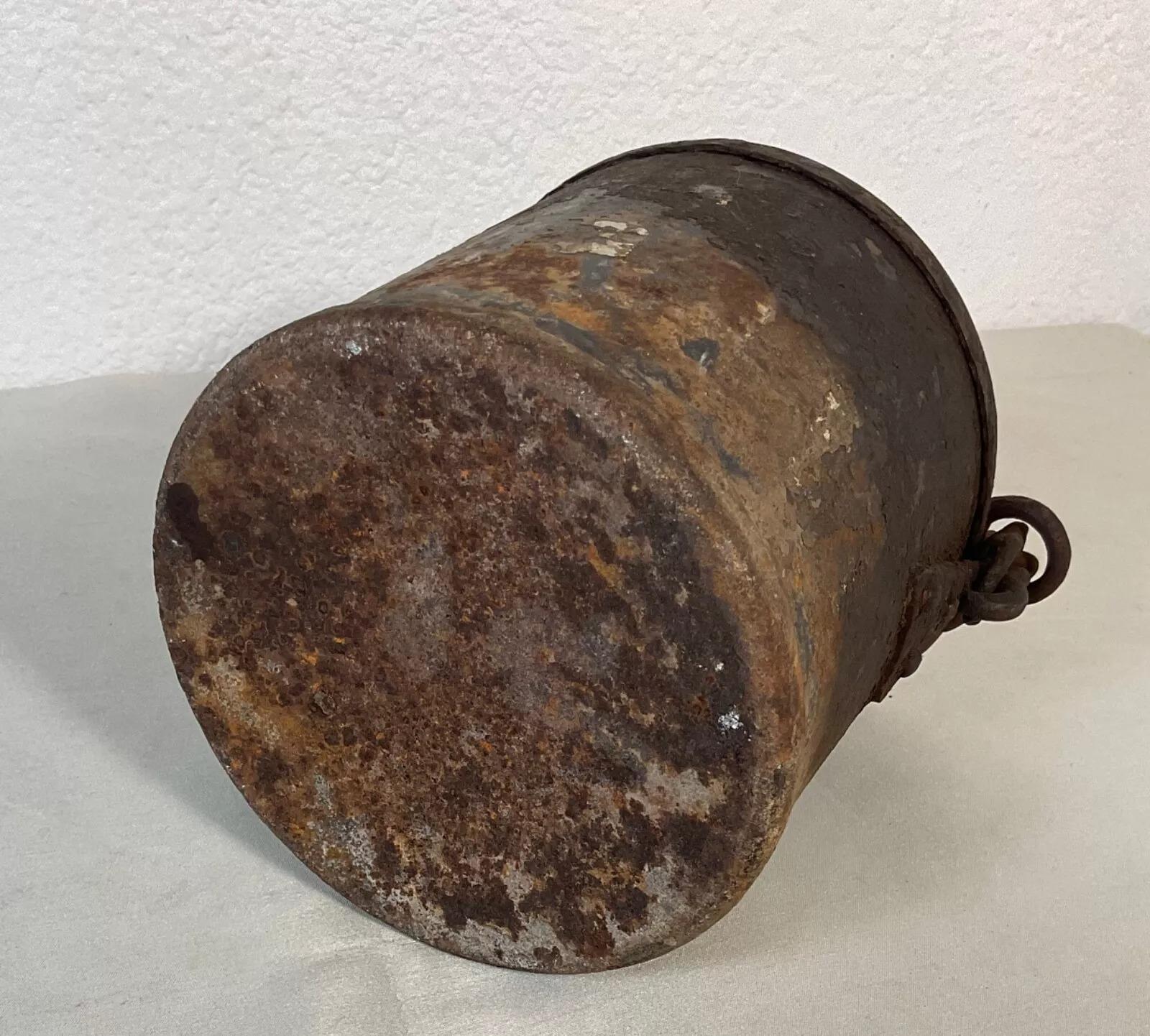 Antique French Cast Iron Grease Pot, Early 19th Century - 2Y600 For Sale 3