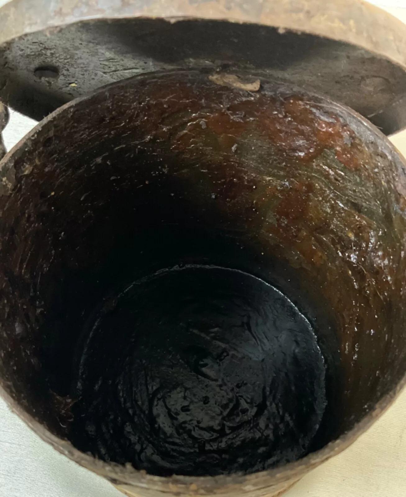 Antique French Cast Iron Grease Pot, Early 19th Century - 2Y600 For Sale 5