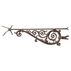 Porte-lanterne ancien en fonte française, Circa 1900