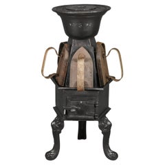 Ancienne fourchette de toilette française en fonte avec cinq fers de selle