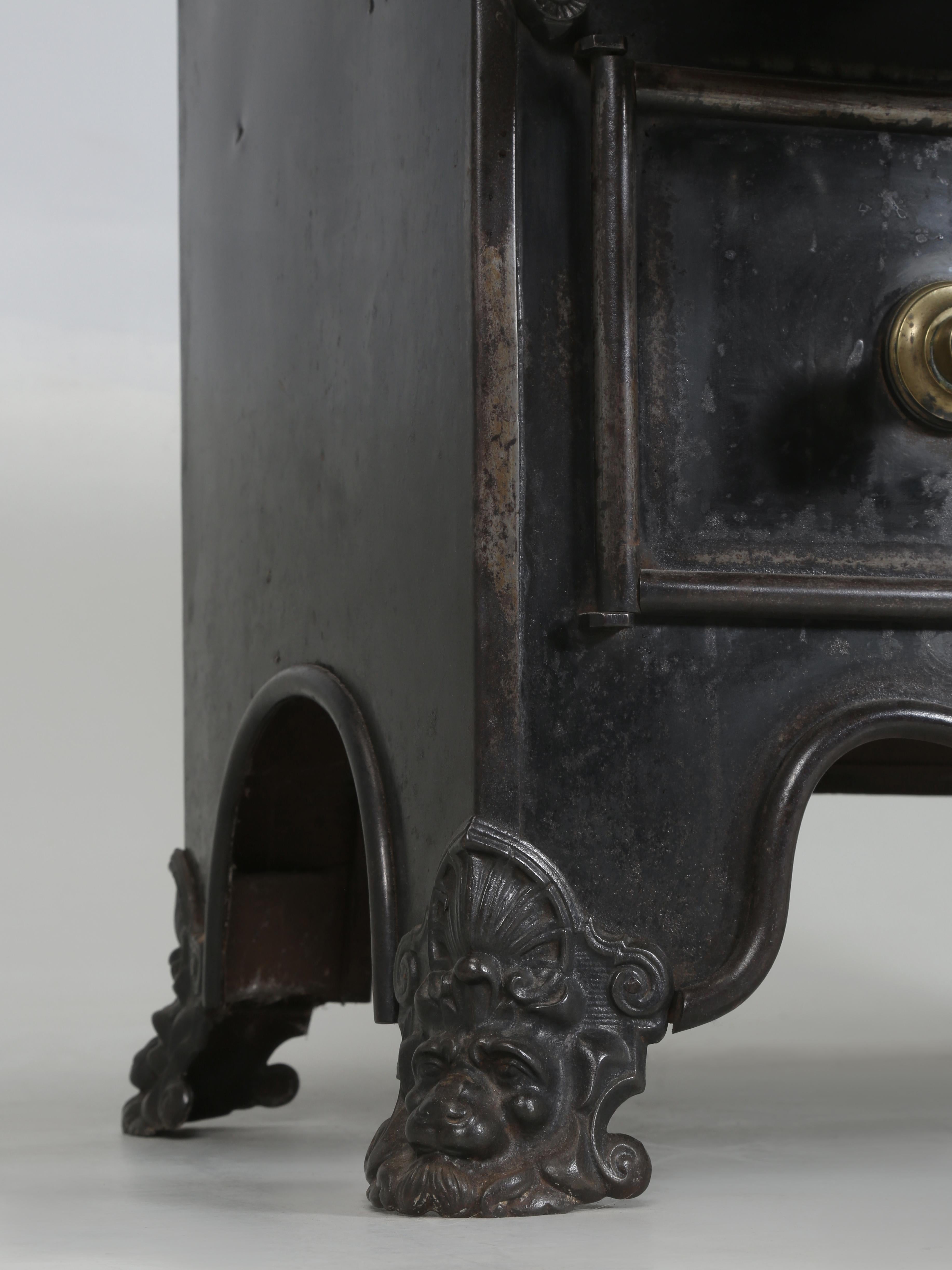 Antique French Cast Iron Stove, Brass Gallery, Oversize Beautiful Brass Handles For Sale 6